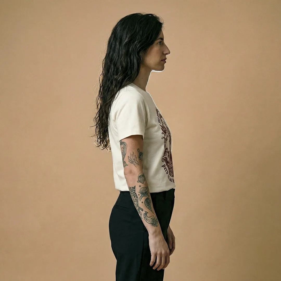 Camiseta Basica Mi Ansiedad Es Crónica Feminina Off-White