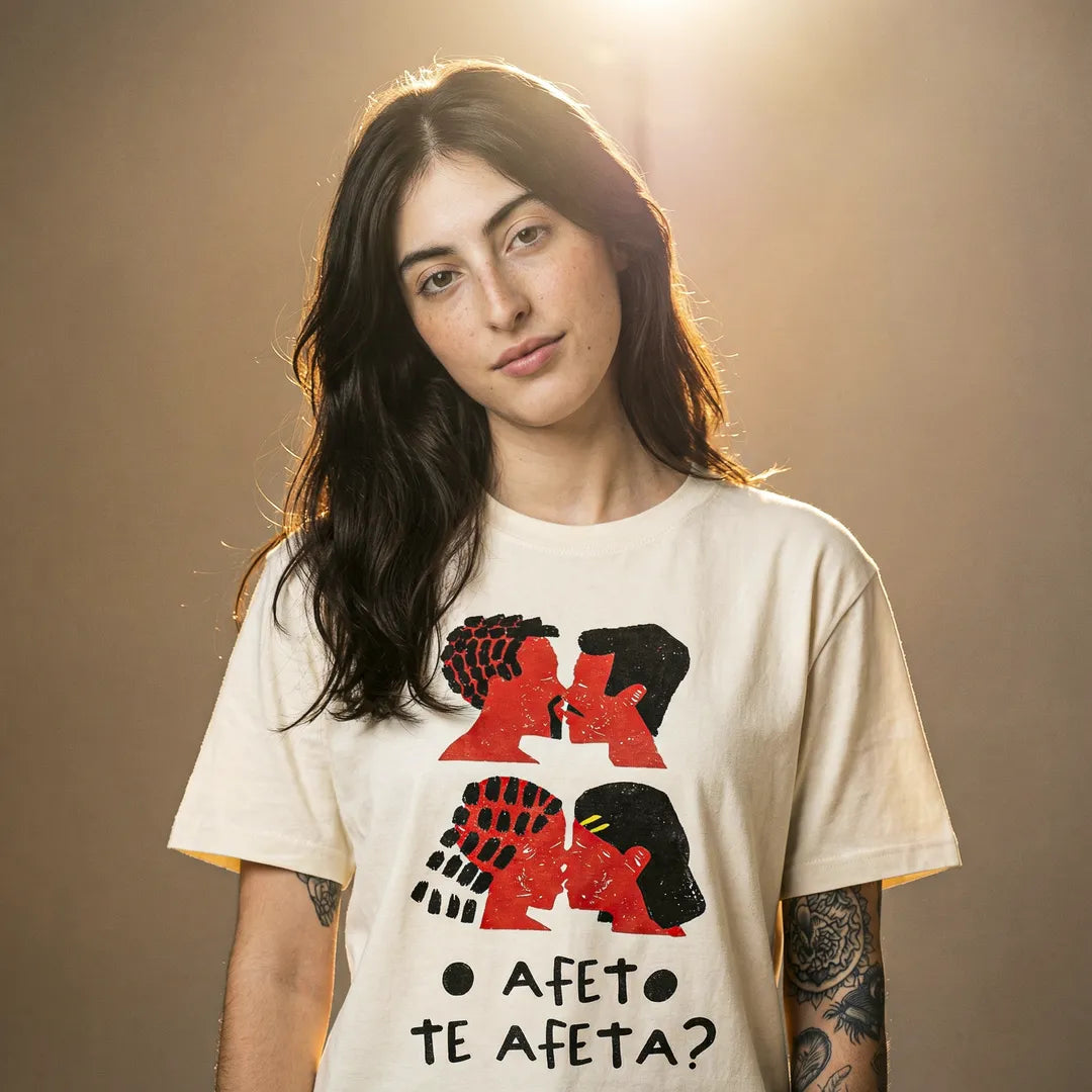 Camiseta Básica O Afeto Te Afeta? Feminina Off-White