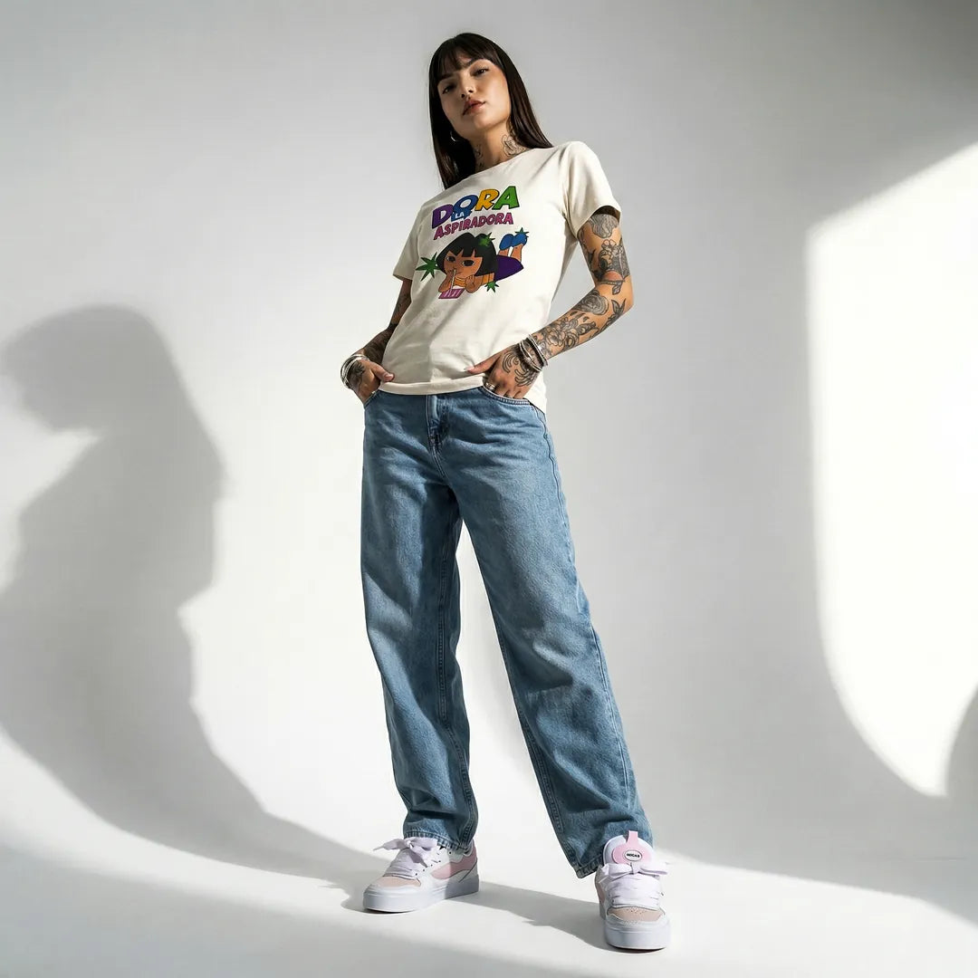 Camiseta Basica Dora la Aspiradora Feminina Off-White 02