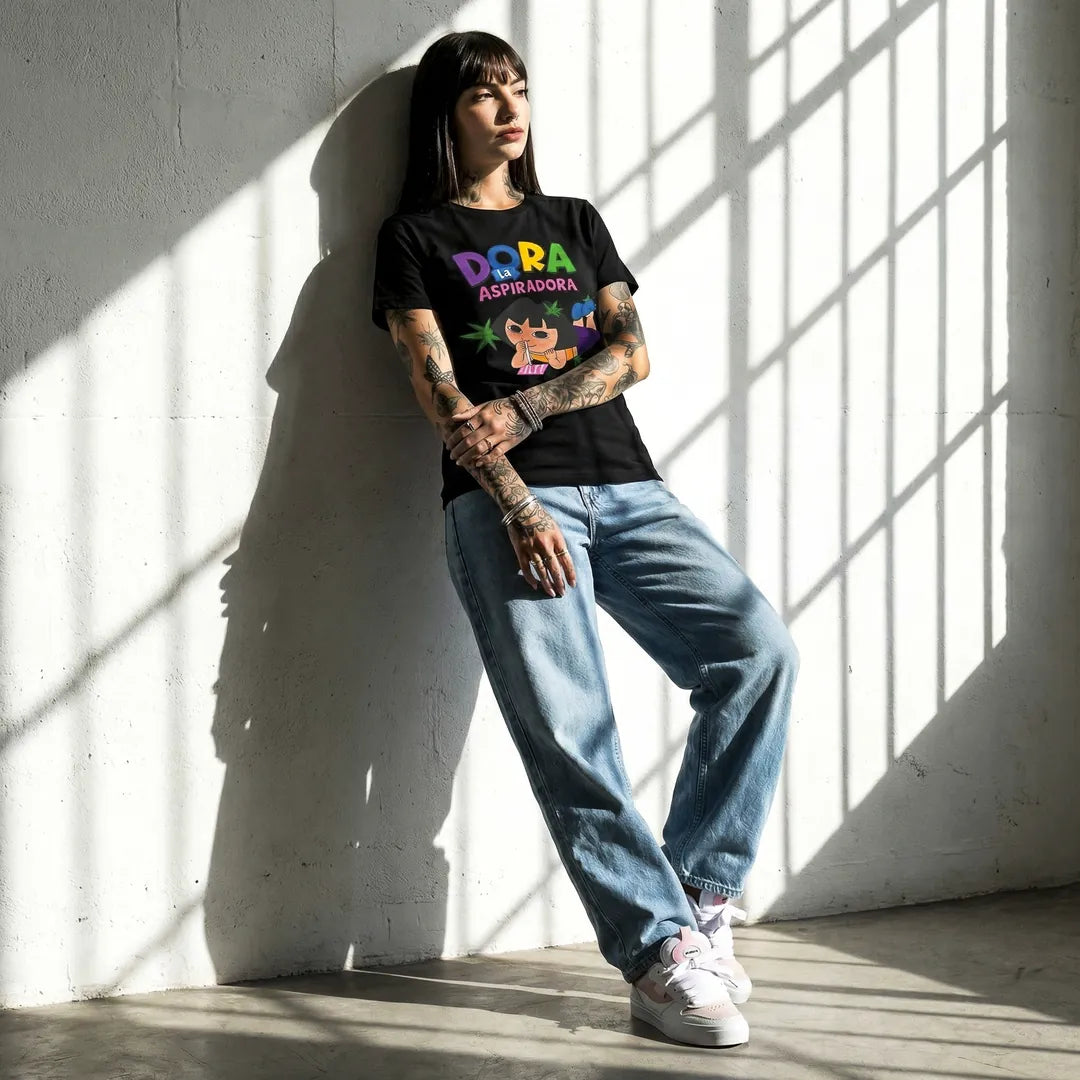 Camiseta Basica Dora la Aspiradora Feminina Preto 04