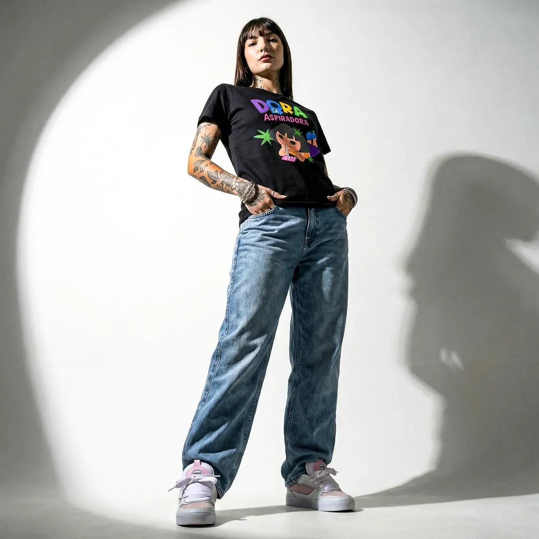 Camiseta Basica Dora la Aspiradora Feminina Preto 05