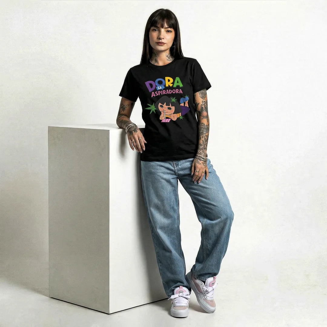 Camiseta Basica Dora la Aspiradora Feminina Preto 06