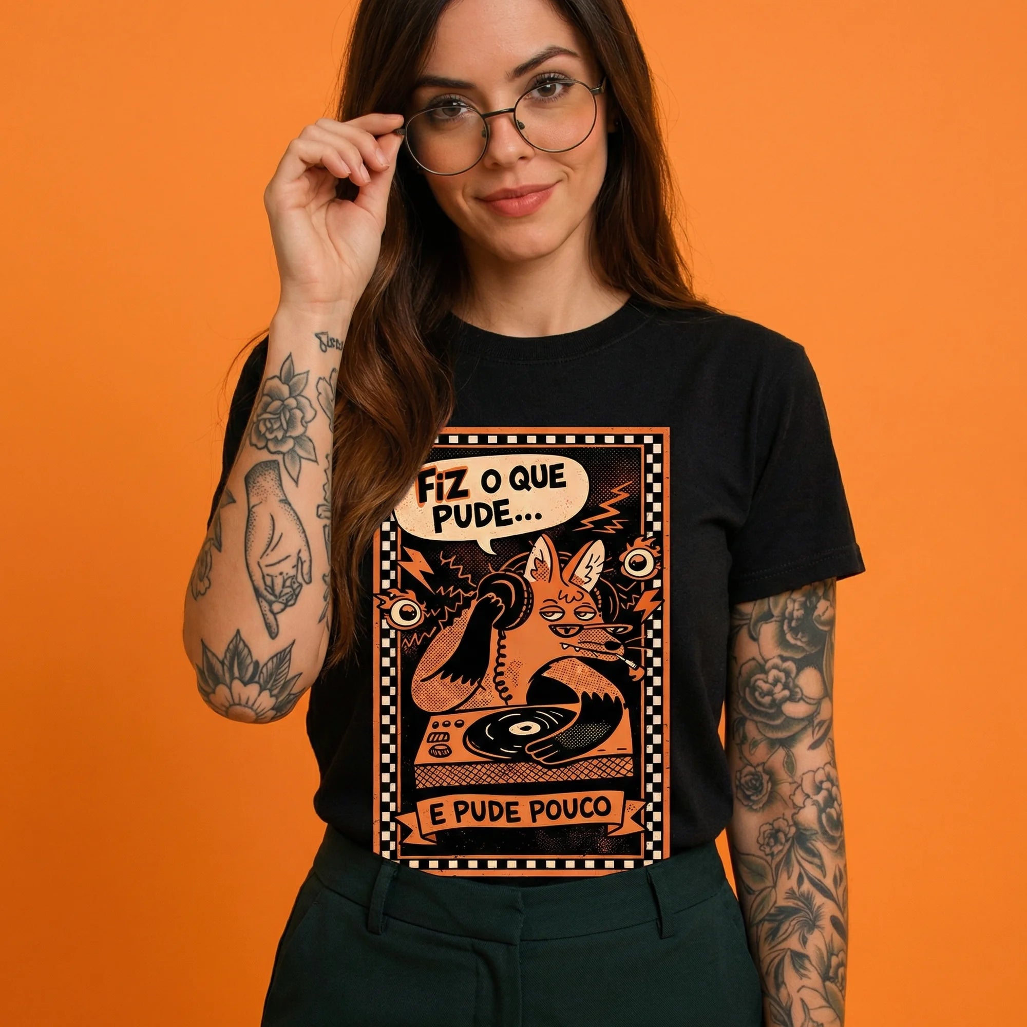 Camiseta Basica FIZ-O-QUE-PUDE Feminina Preto