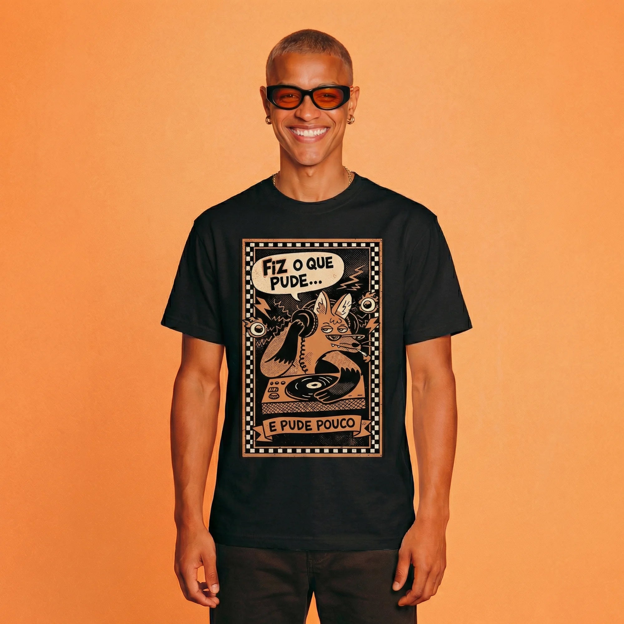 Camiseta Basica FIZ-O-QUE-PUDE Masculina Preto