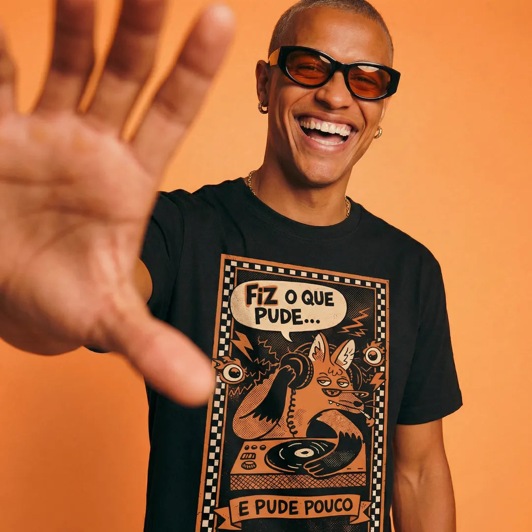 Camiseta Basica Fiz o Que Pude e Pude Pouco Masculina Preto