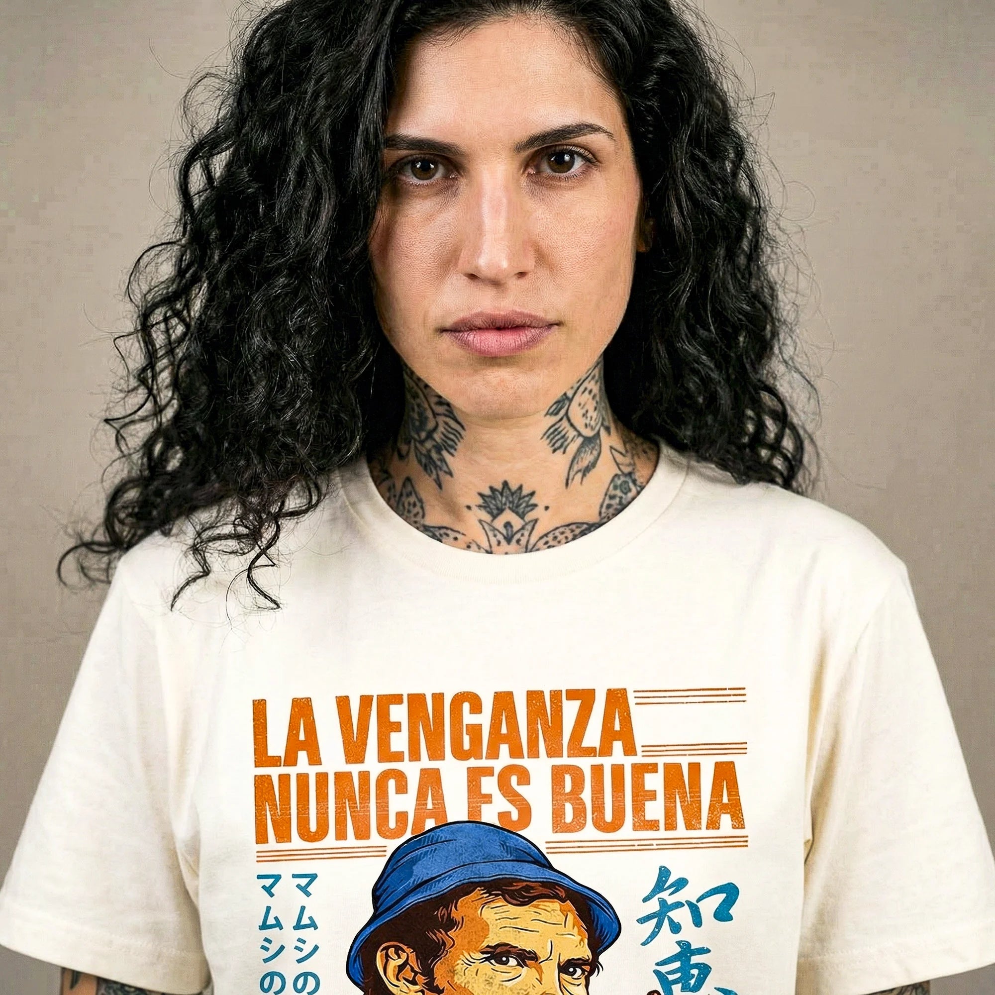 Camiseta Basica LAVENGANZA Feminina Off-White