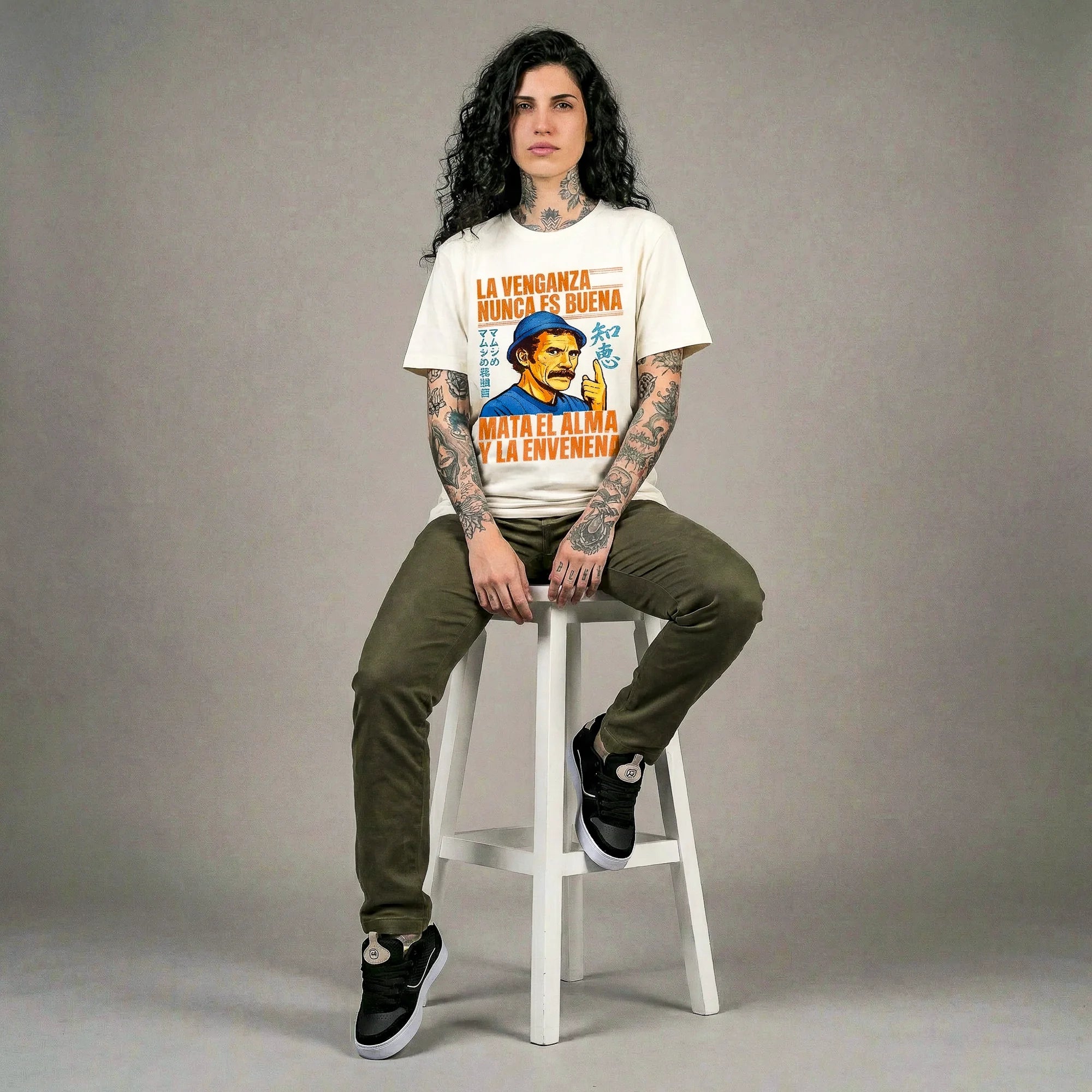 Camiseta Basica LAVENGANZA Feminina Off-White