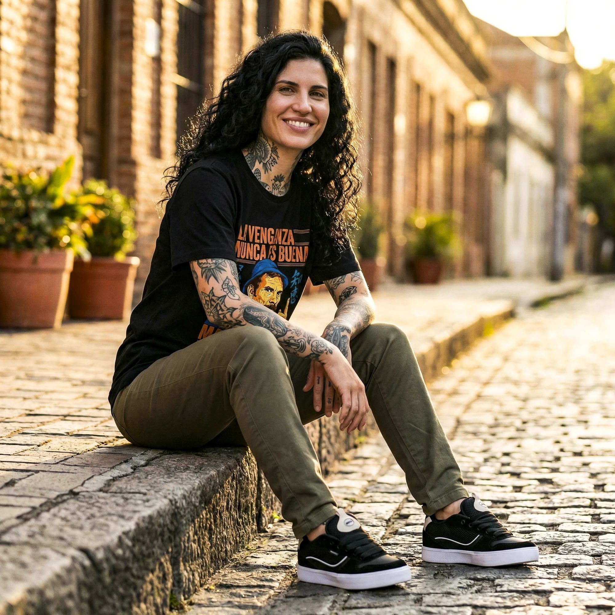 Camiseta Basica LAVENGANZA Feminina Preto