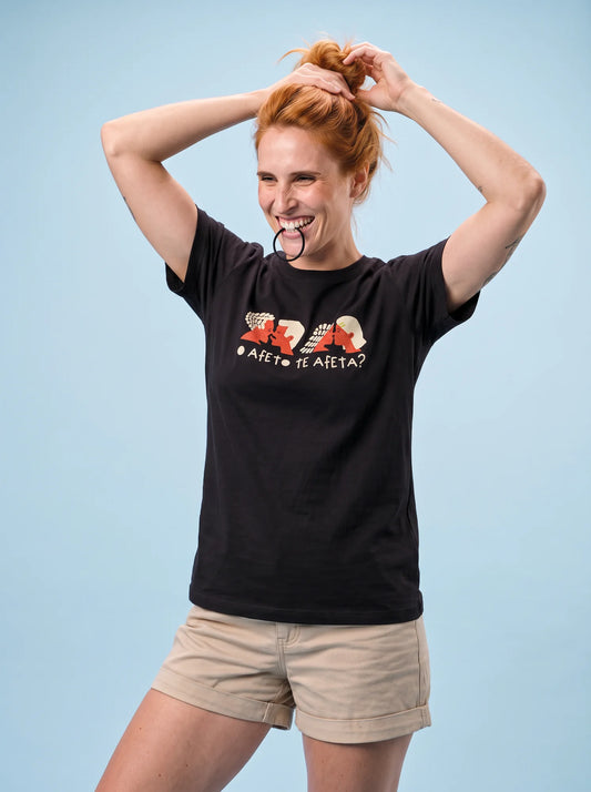 Camiseta Básica O Afeto Te Afeta? - Feminina Preto