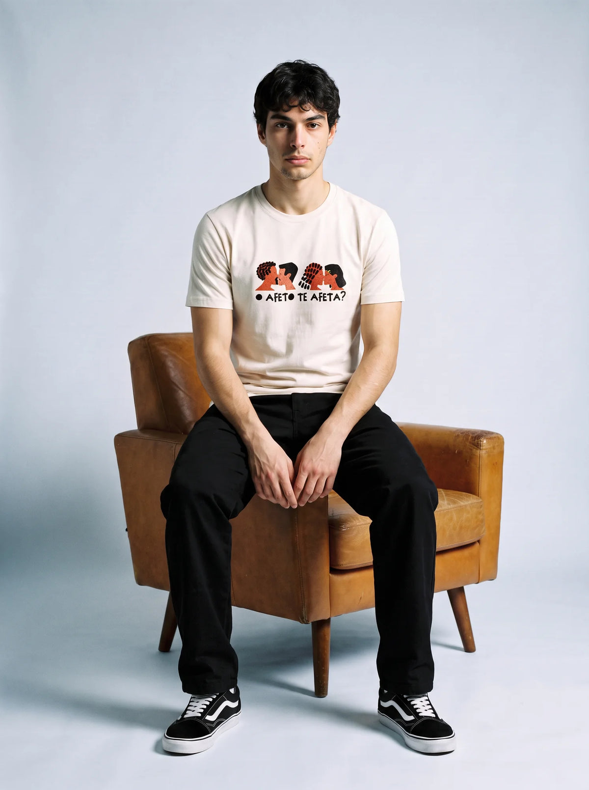 Camiseta Básica O Afeto Te Afeta? - Masculina Off-White