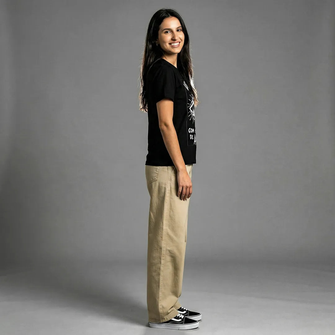 Camiseta Basica Ver a Vida Com Olhos de Amor Feminina Preto