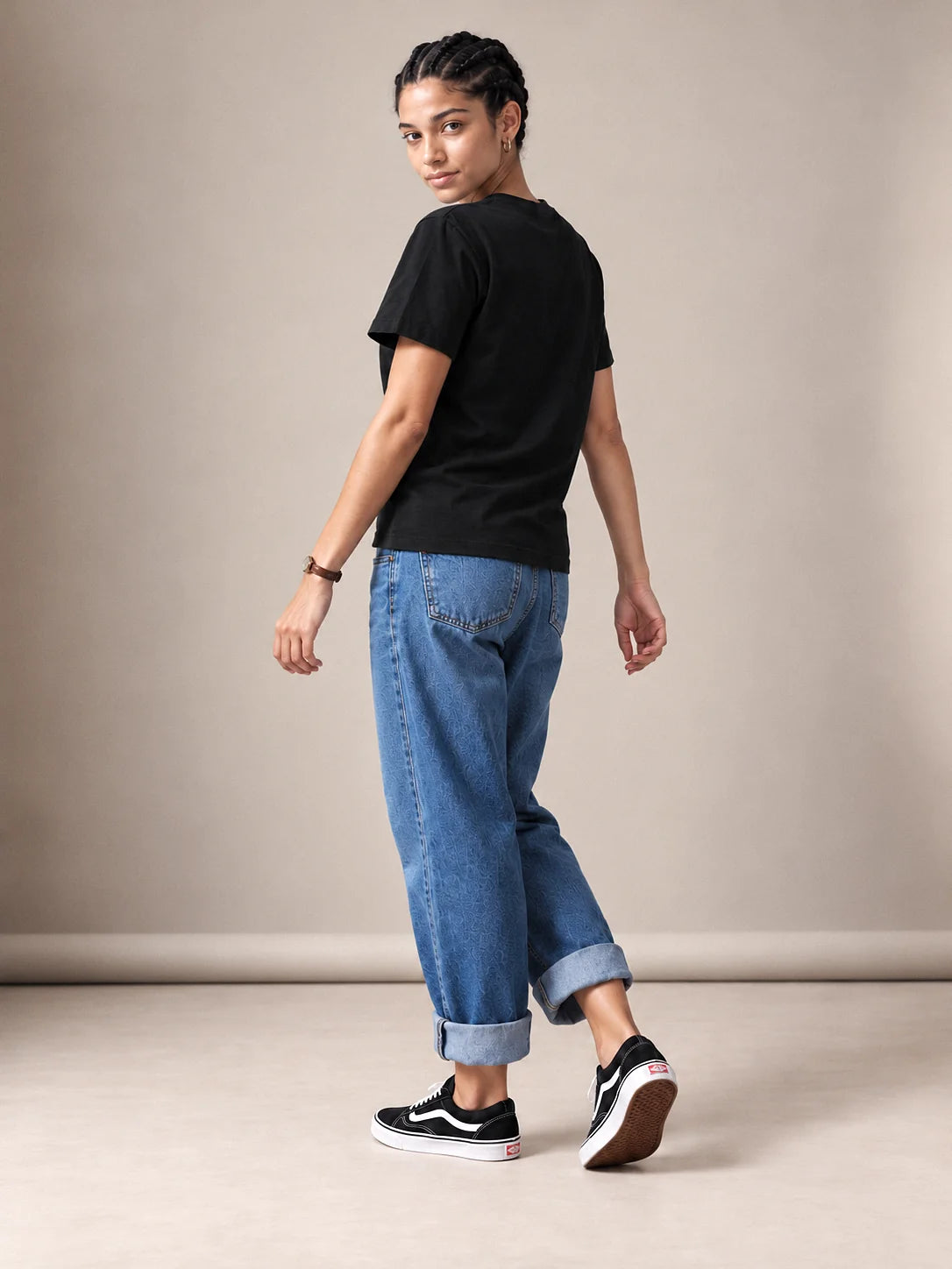 Camiseta Básica Procurando Ânimo - Feminina Preto