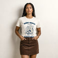 Camiseta Básica Saúde Mental é um Ato Revolucionário Feminina Off-White