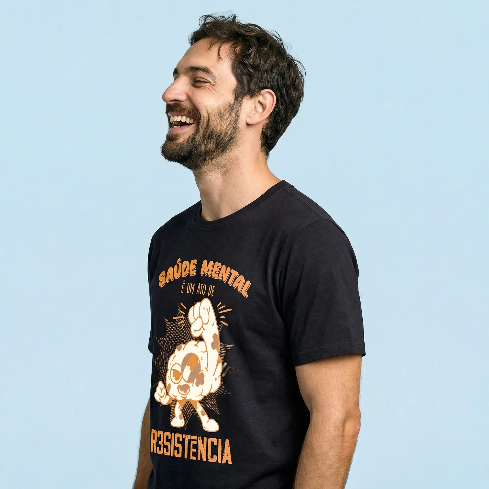 Camiseta Básica Saúde Mental é um Ato Revolucionário Masculina Preto