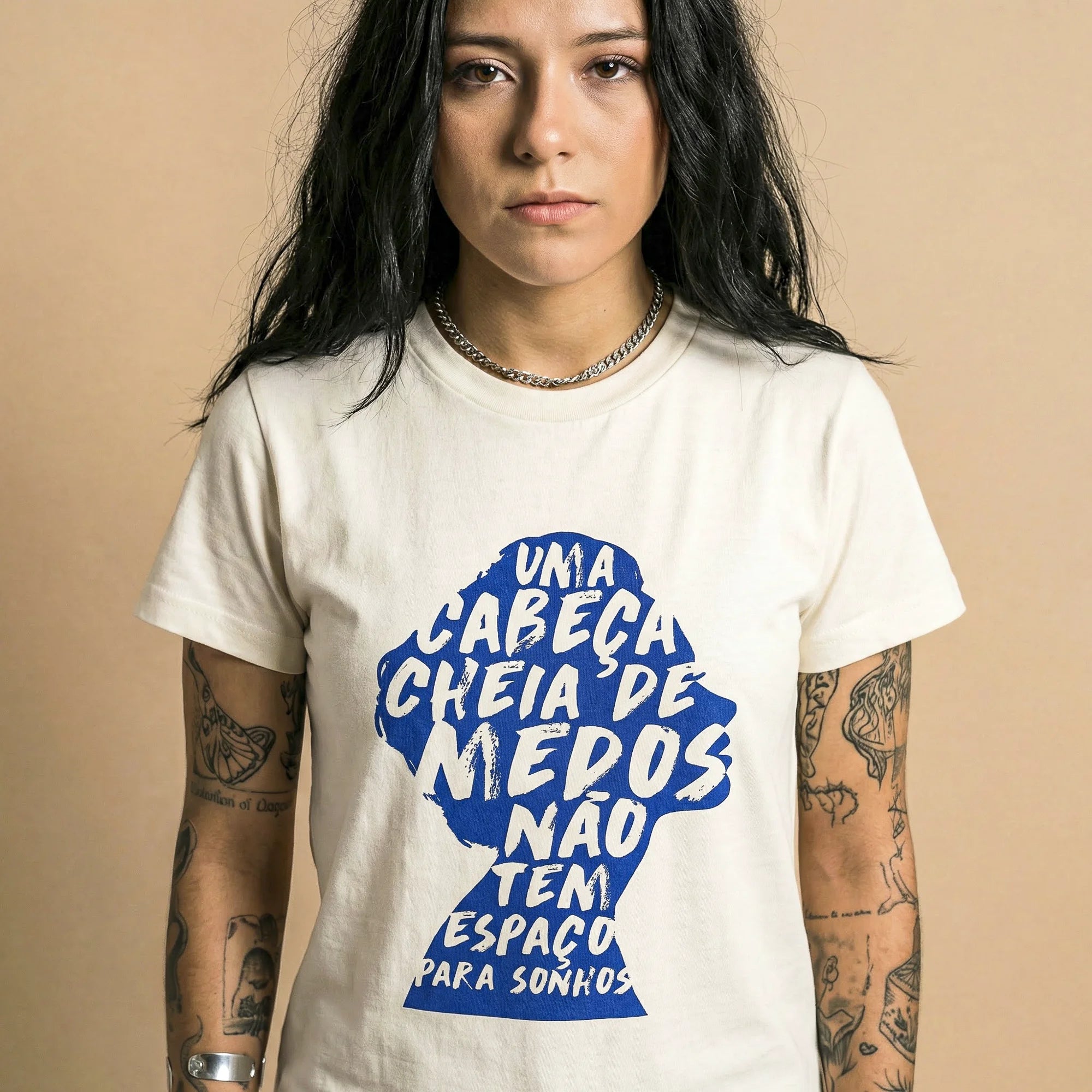 Camiseta Basica cabecamedos Feminina Off-White