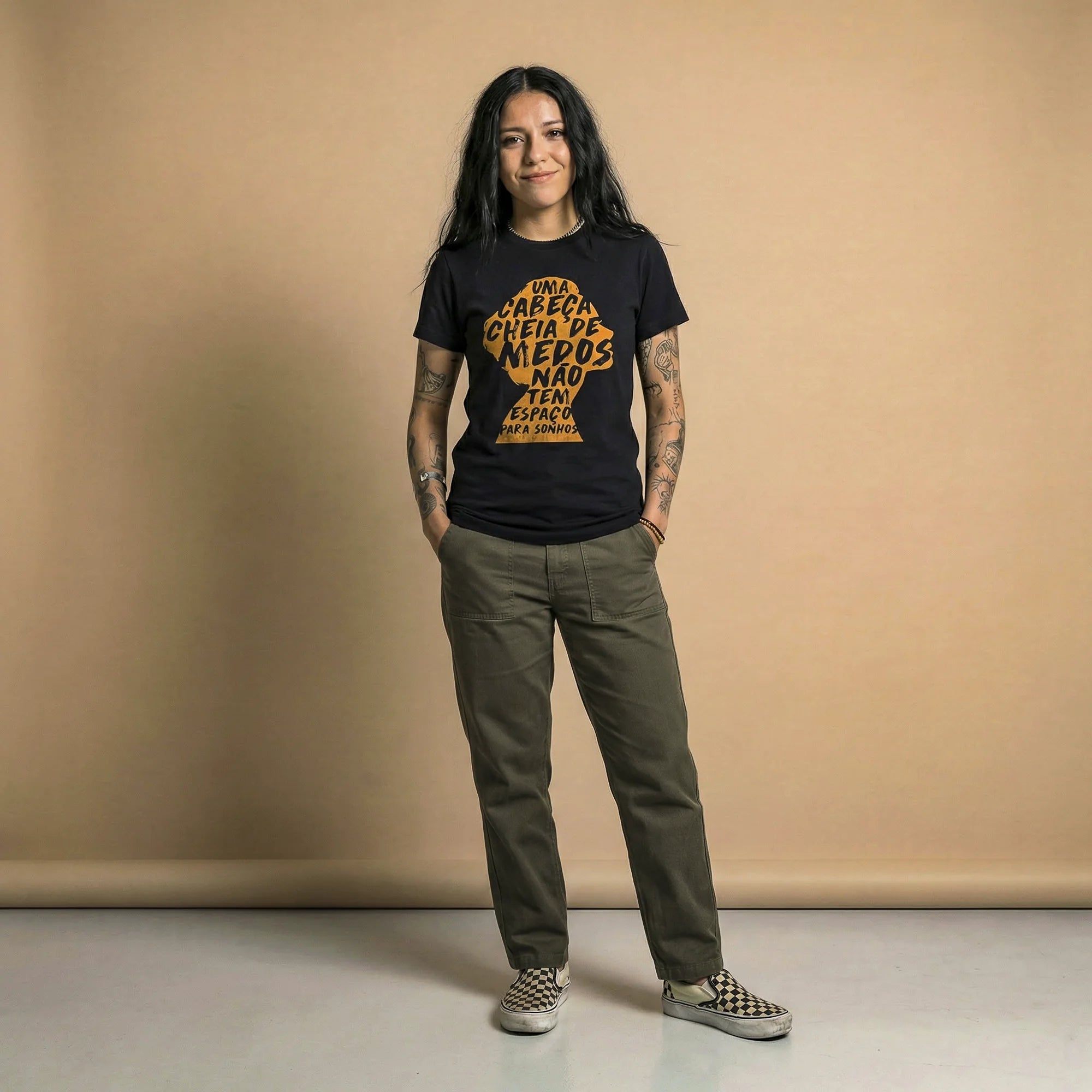 Camiseta Basica cabecamedos Feminina Preto