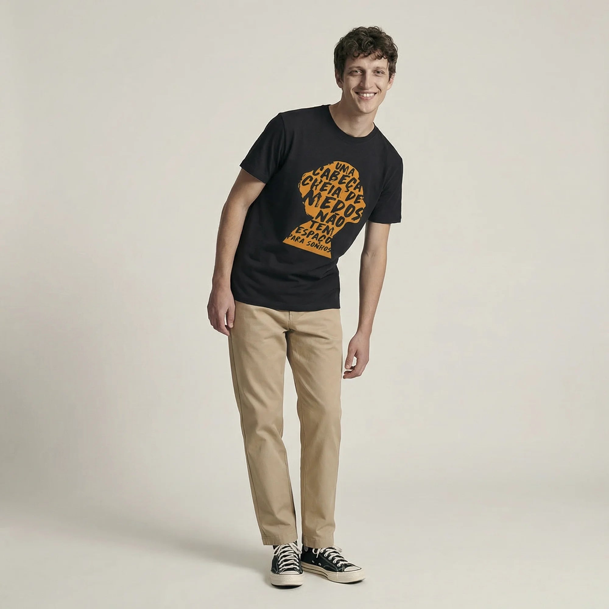 Camiseta Basica cabecamedos Masculina Preto