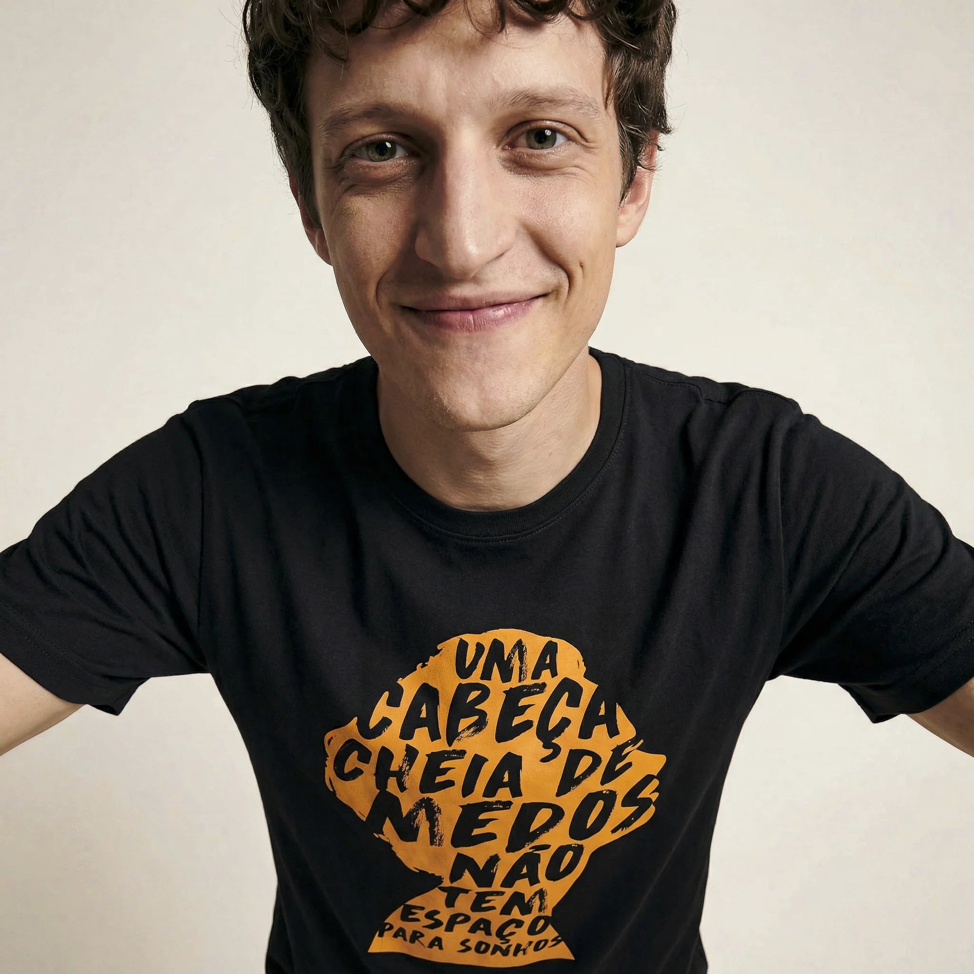 Camiseta Basica cabecamedos Masculina Preto