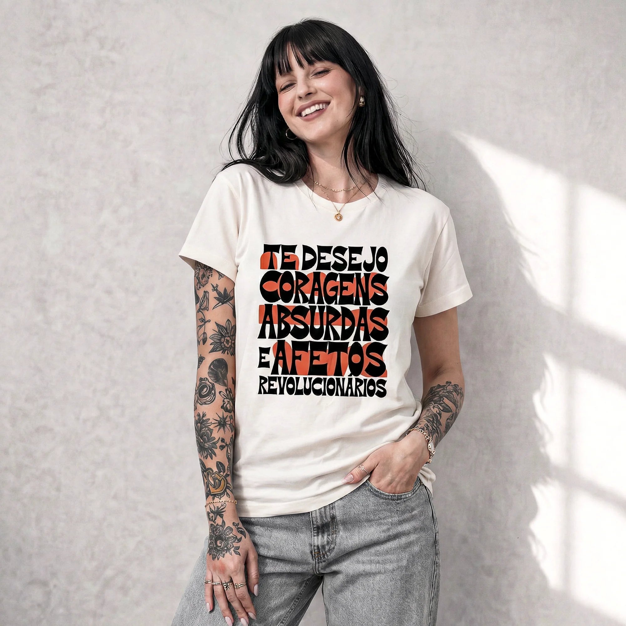 Camiseta Basica coragens Feminina Off-White