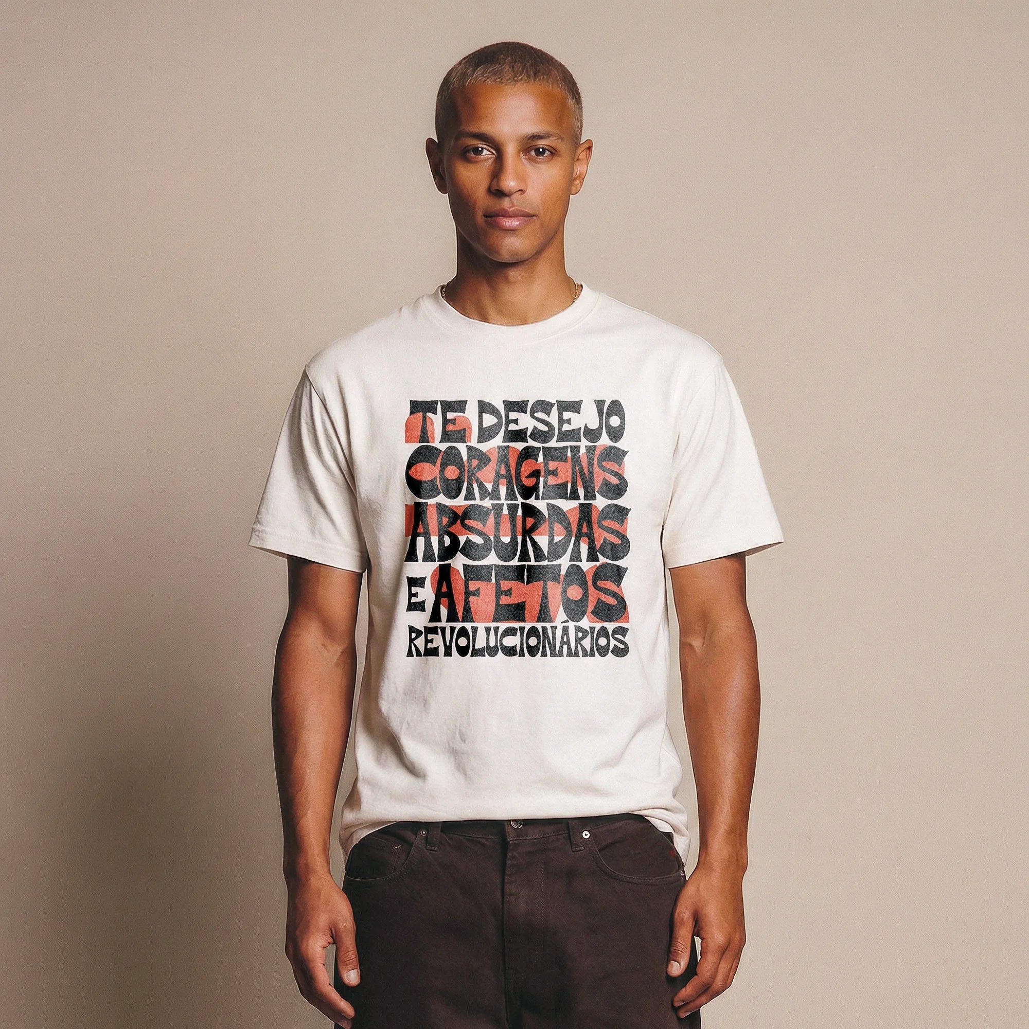 Camiseta Basica coragens Masculina Off-White