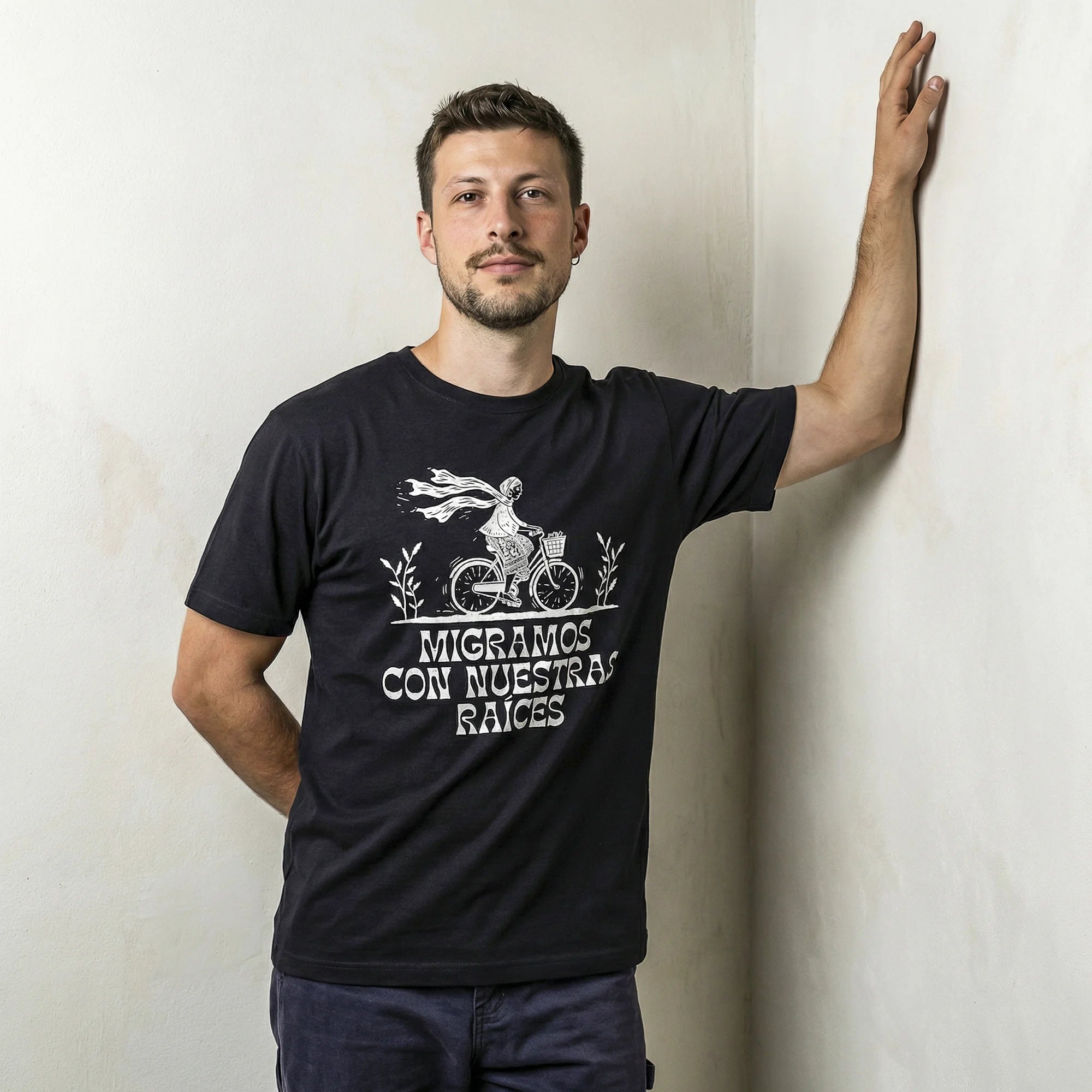 Camiseta Basica migramos Masculina Preto