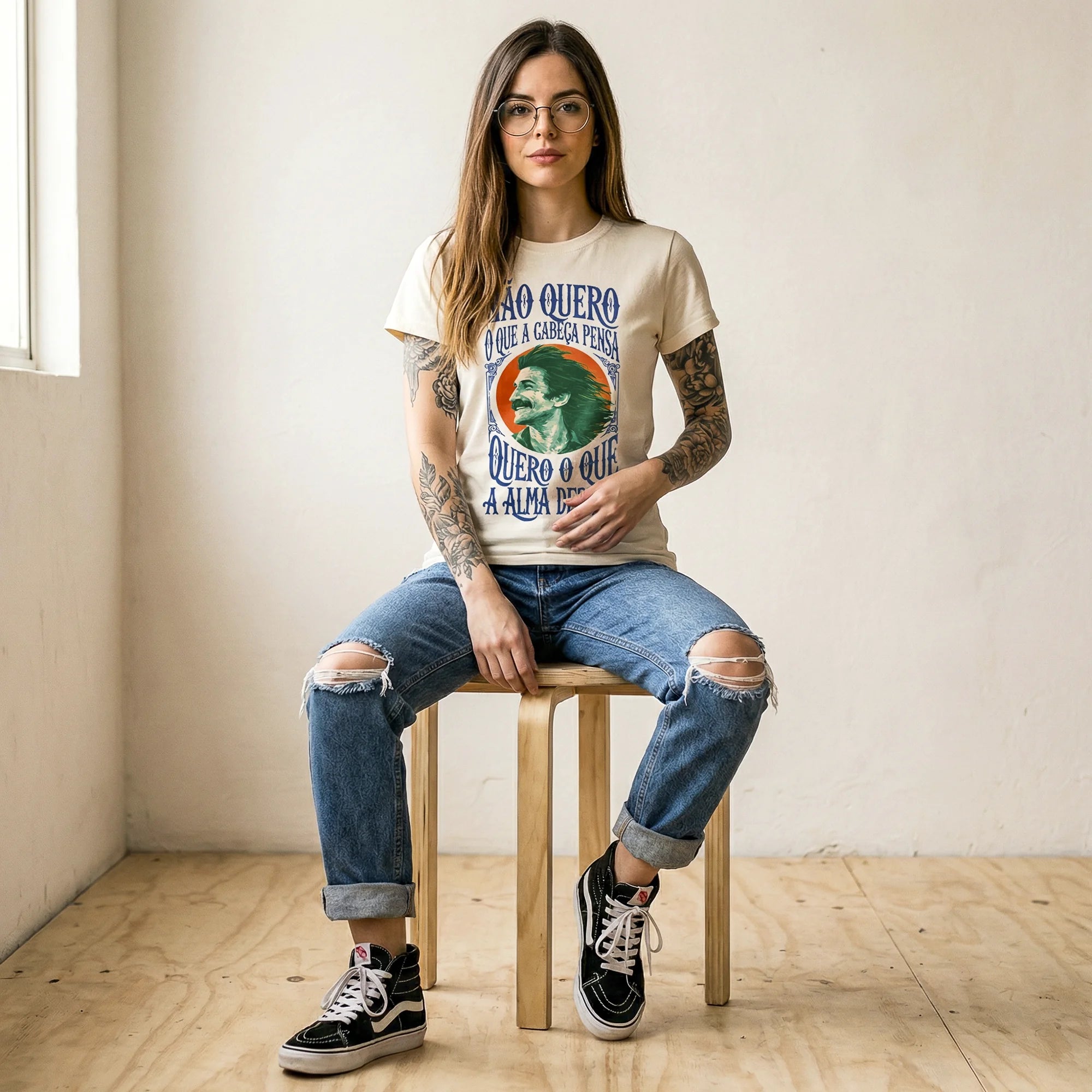 Camiseta Basica naoquero Feminina Off-White