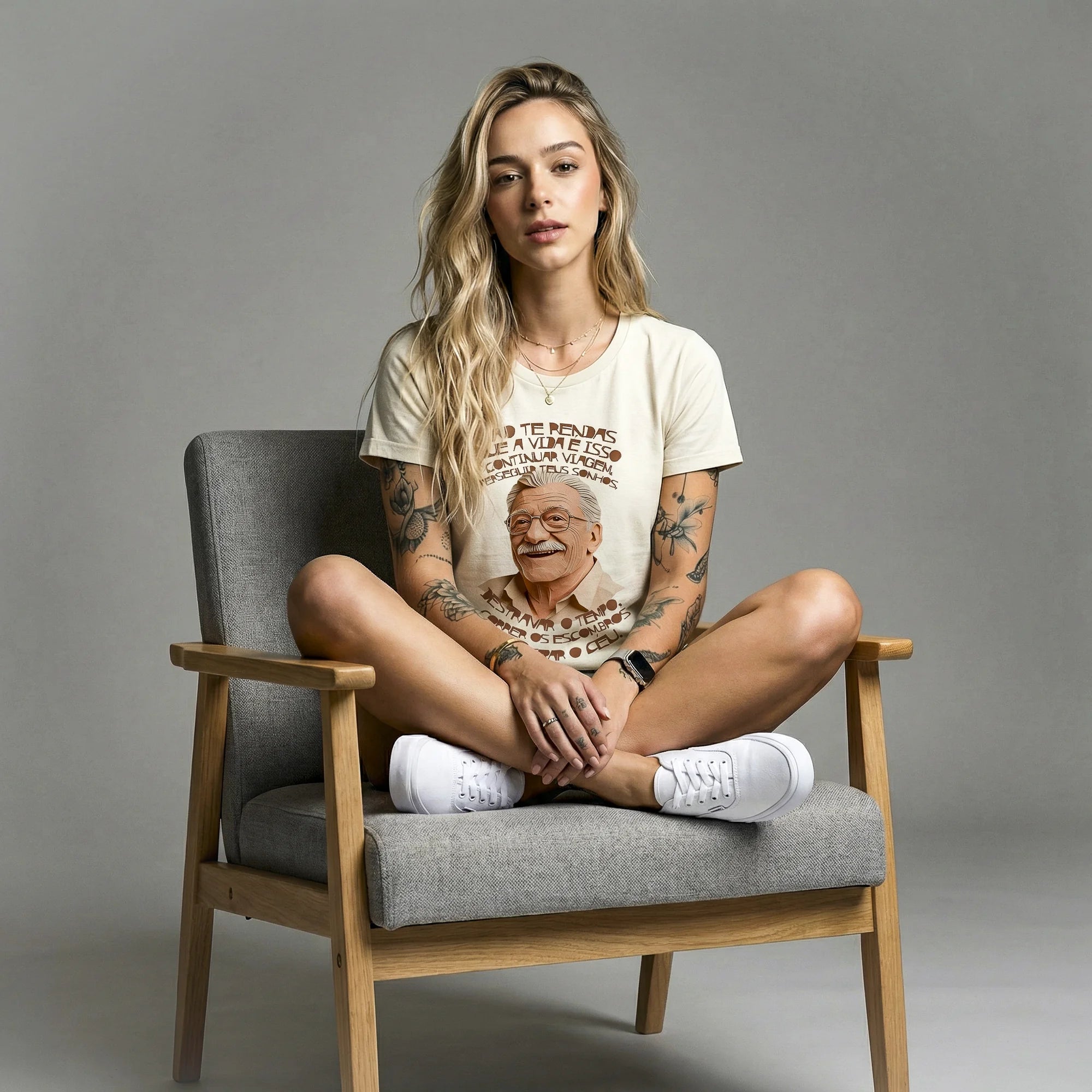 Camiseta Basica naorendas Feminina Off-White