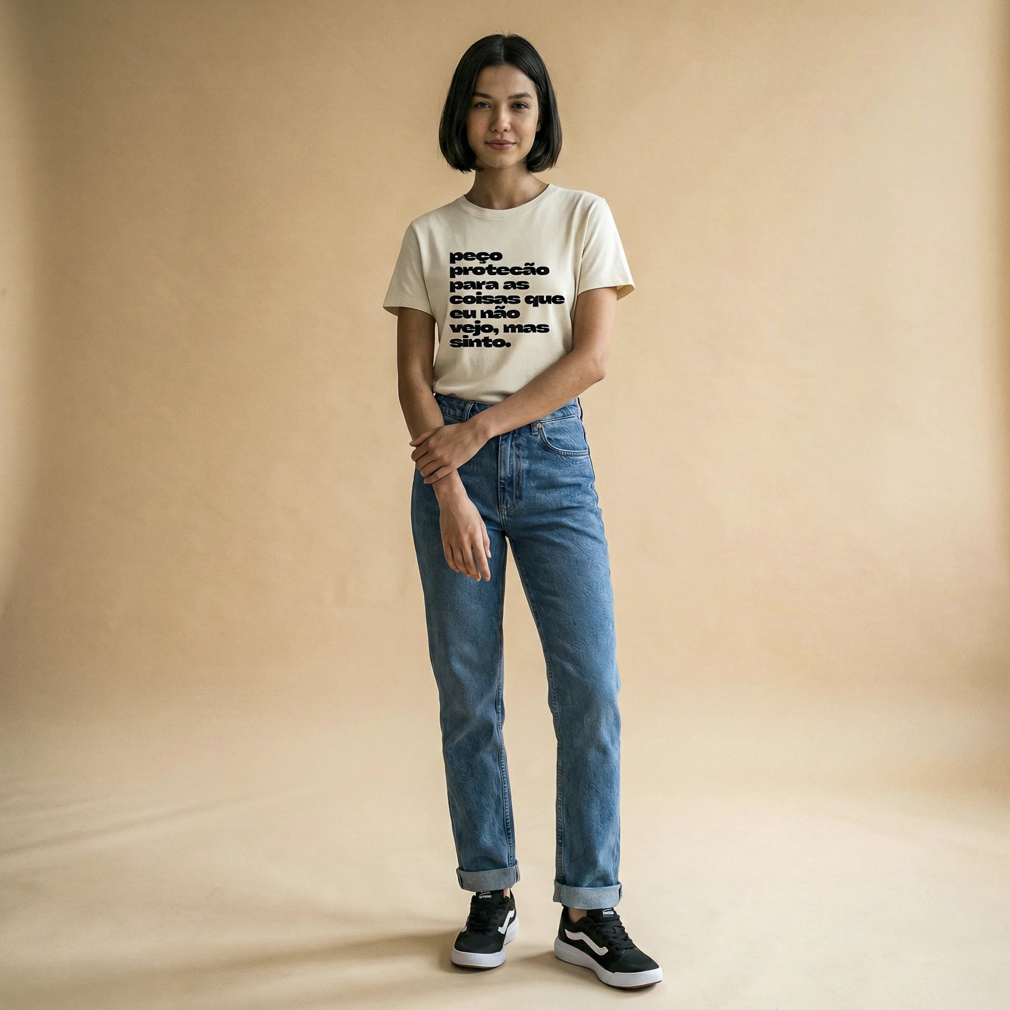 Camiseta Basica pecoprotecao Feminina Off-White