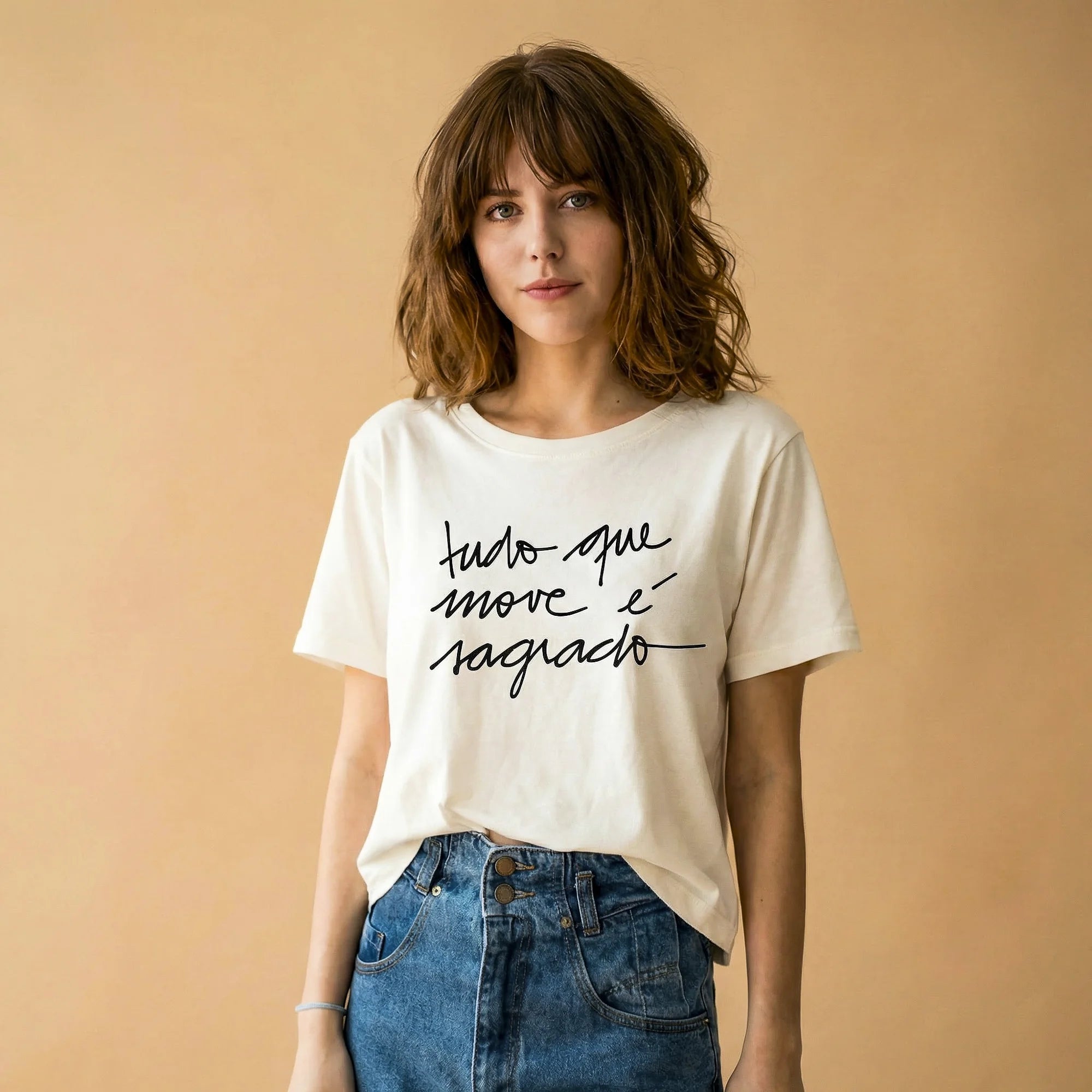 Camiseta Basica tudomove Feminina Off-White