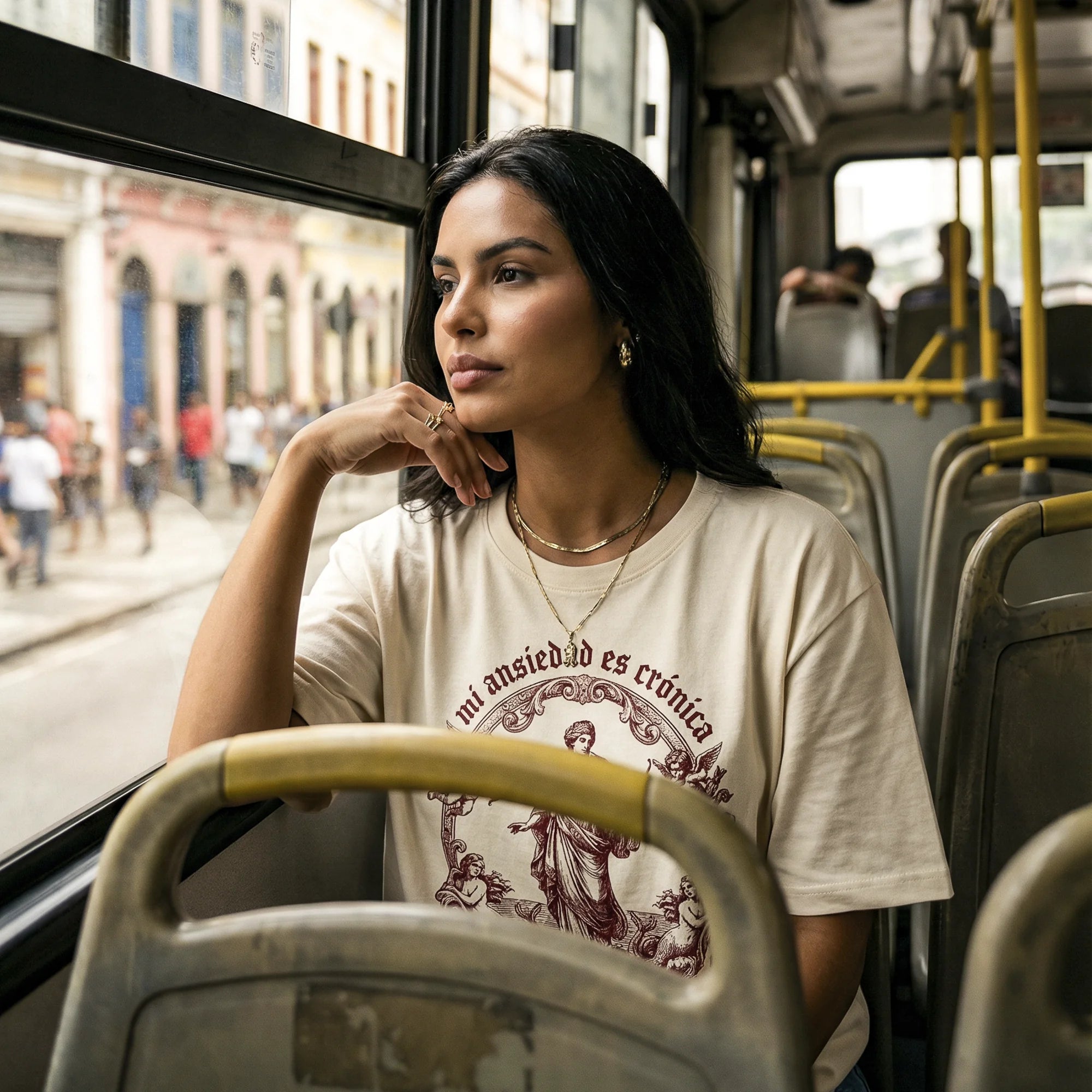 Camiseta Oversized ANSIEDAD Feminina Off-White