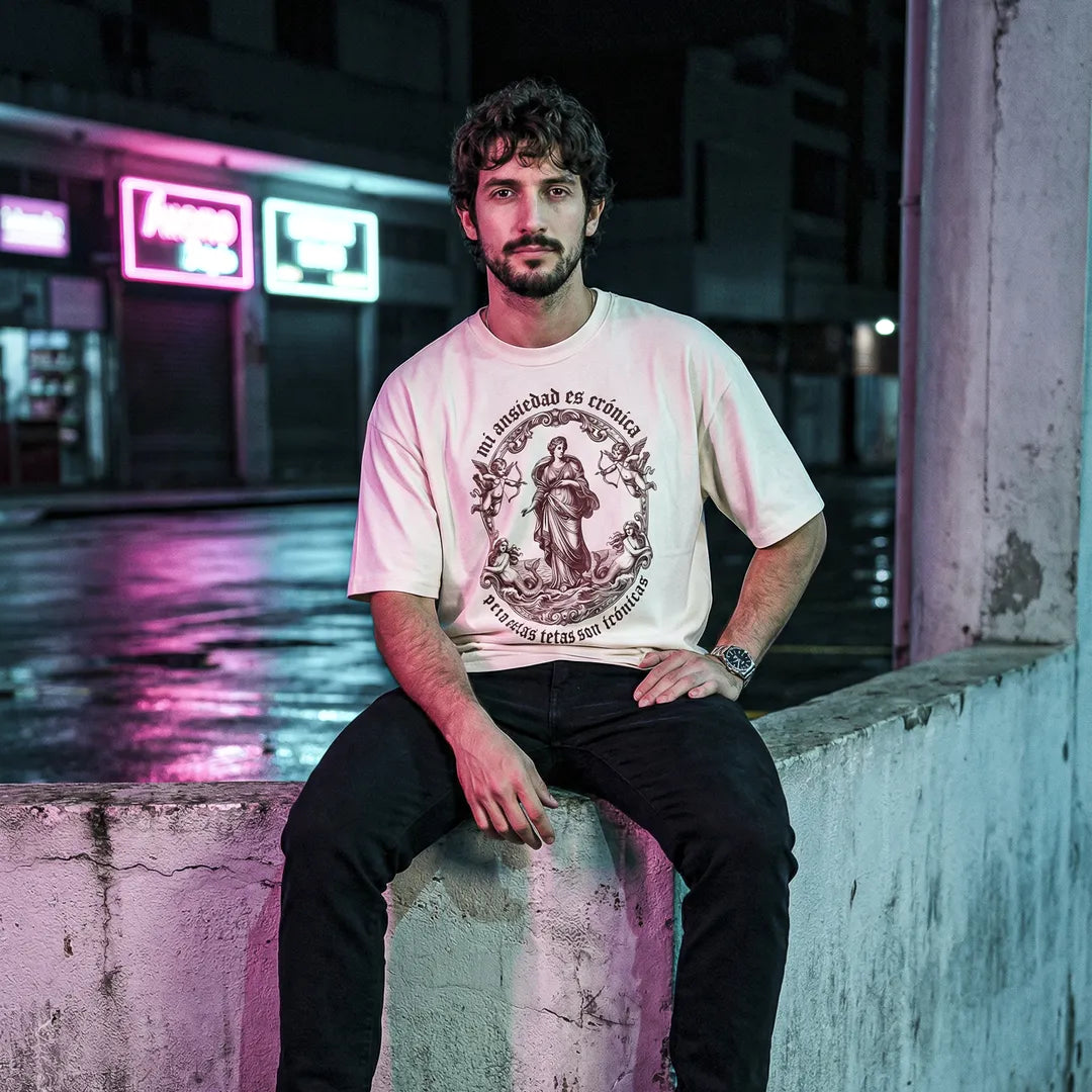 Camiseta Oversized Mi Ansiedad Es Crónica Masculina Off-White