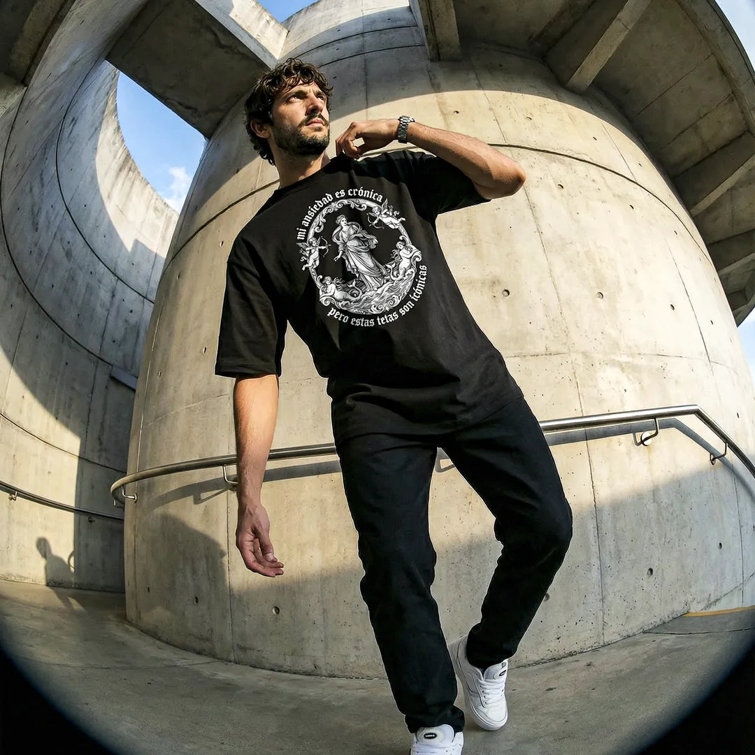Camiseta Oversized Mi Ansiedad Es Crónica Masculina Preto