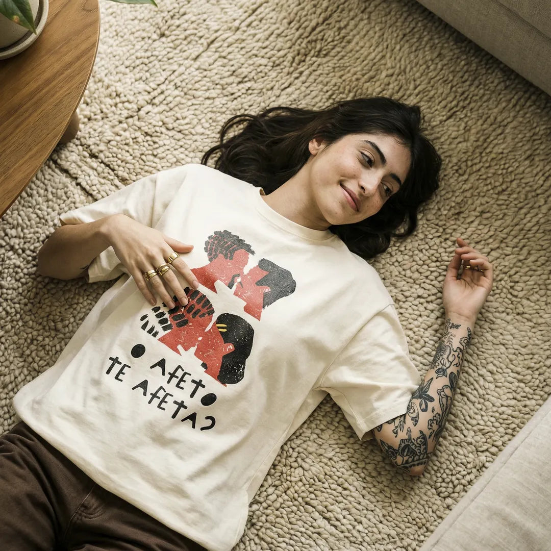 Camiseta Oversized O Afeto Te Afeta? Feminina Off-White