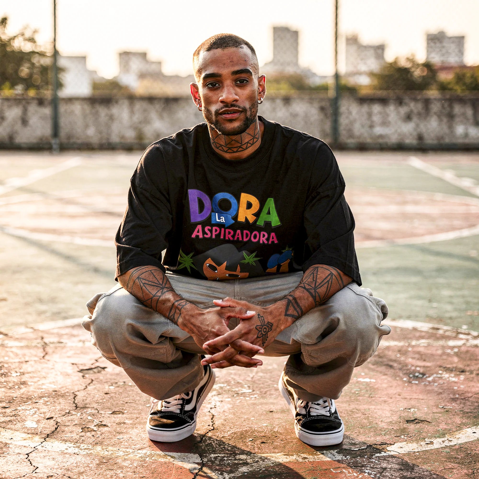 Camiseta Oversized Dora Masculina Preto