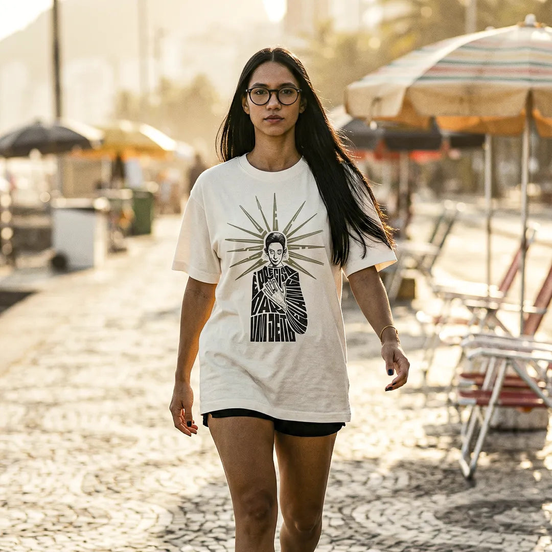 Camiseta Oversized É Preciso Dar Um Jeito Feminina Off-White
