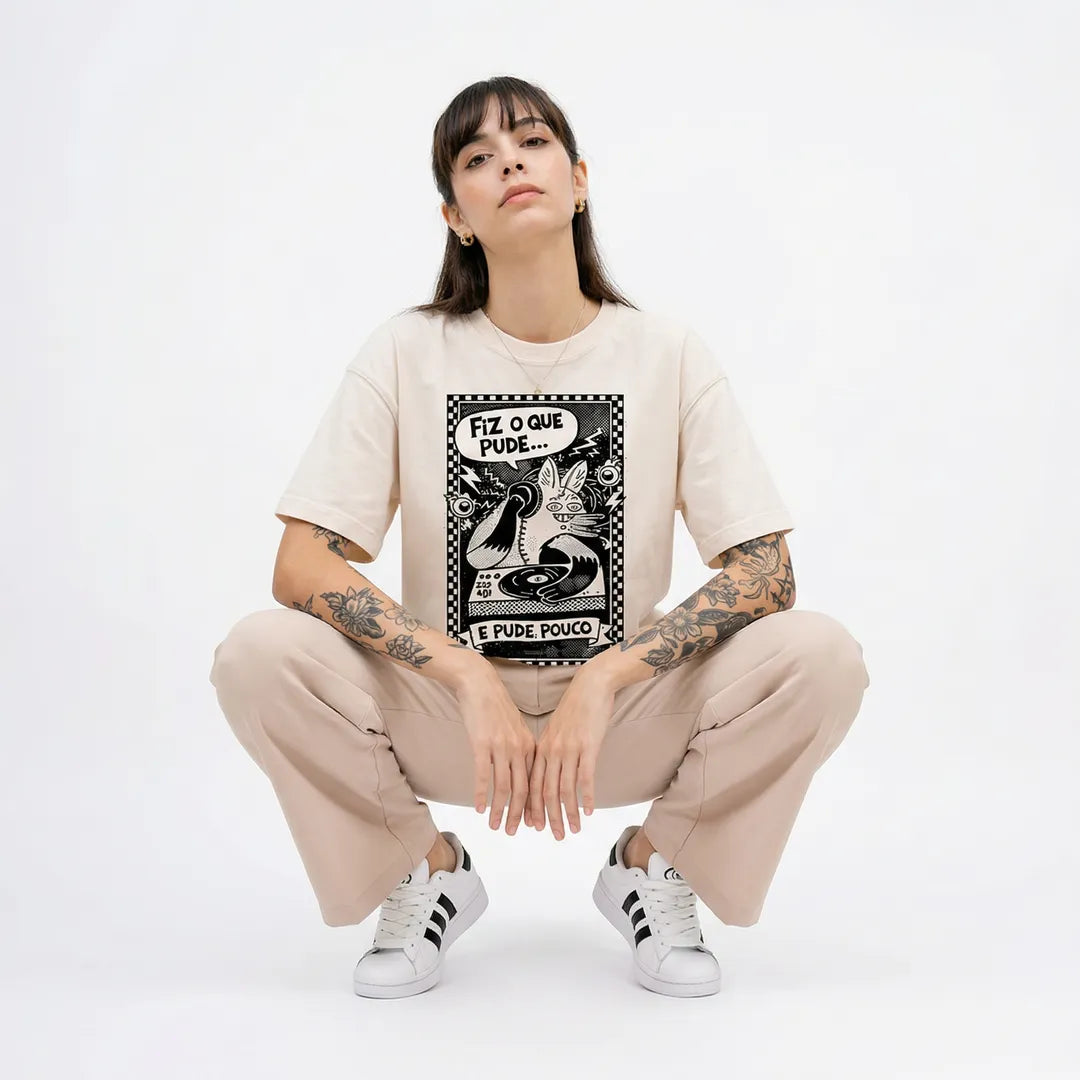 Camiseta Oversized Fiz o Que Pude e Pude Pouco Feminina Off-White