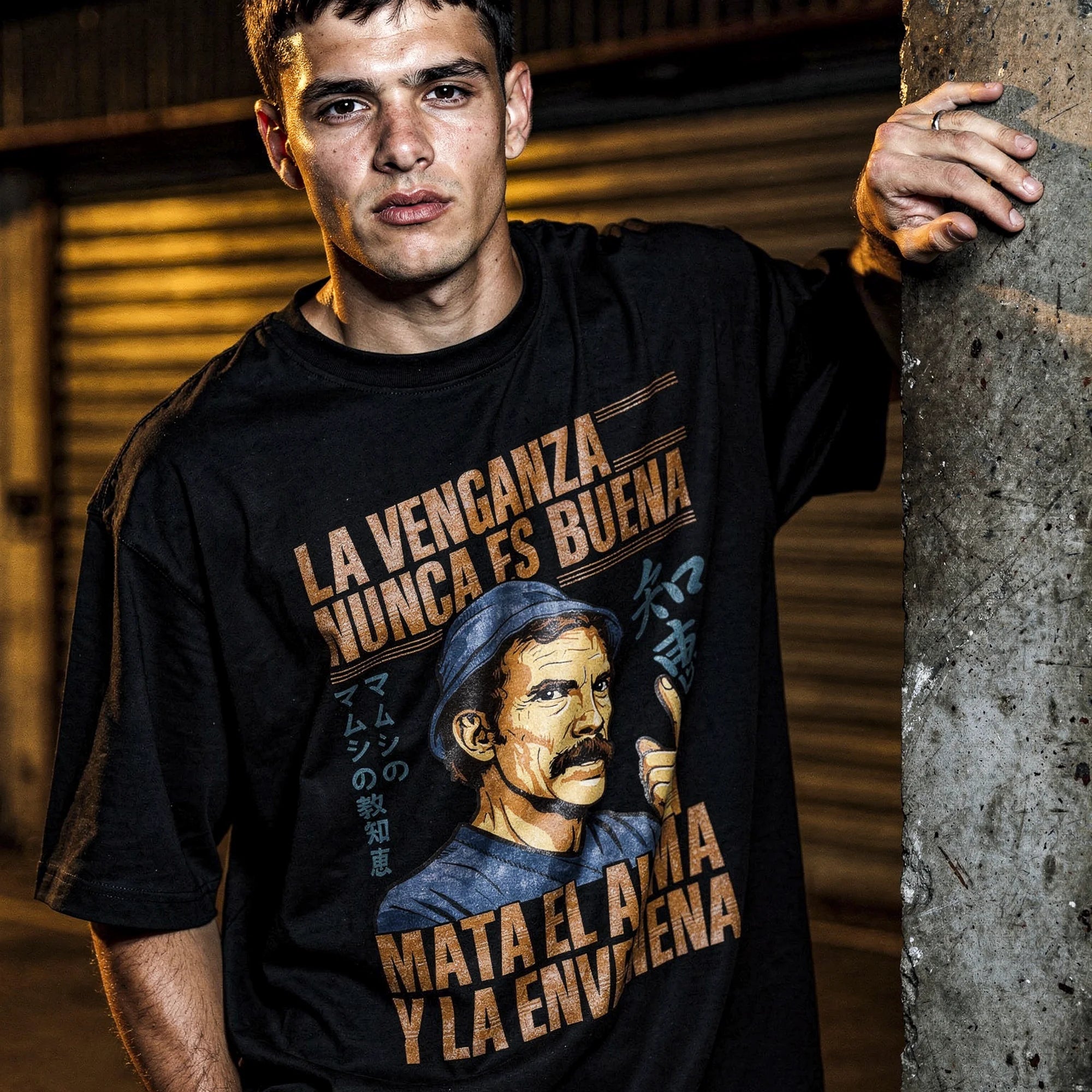 Camiseta Oversized LAVENGANZA Masculina Preto