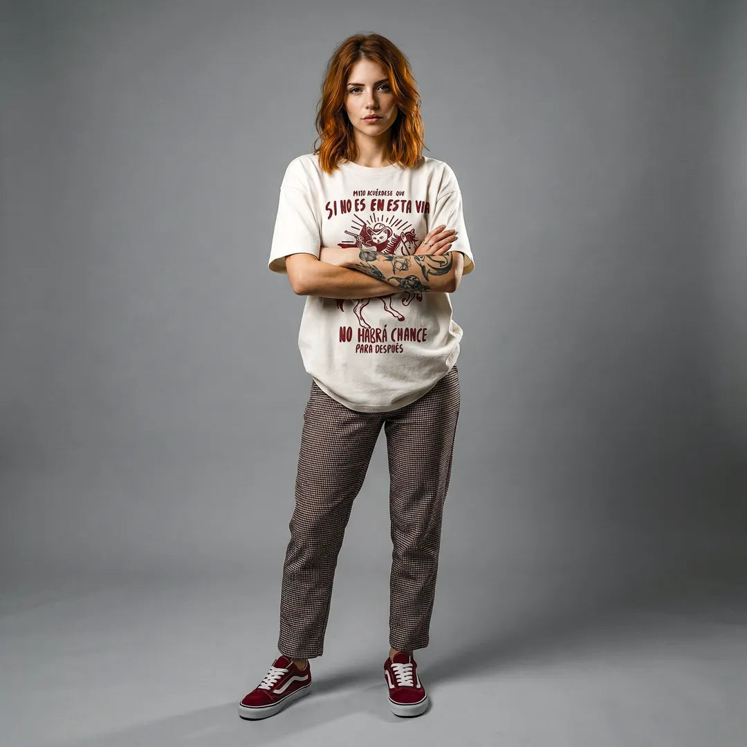 Camiseta Oversized Mijo, Acuérdese de Morir Feminina Off-White