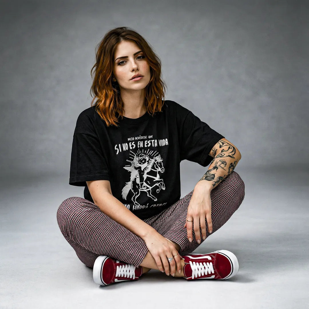 Camiseta Oversized Mijo, Acuérdese de Morir Feminina Preto