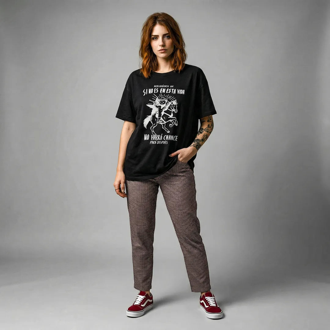 Camiseta Oversized Mijo, Acuérdese de Morir Feminina Preto