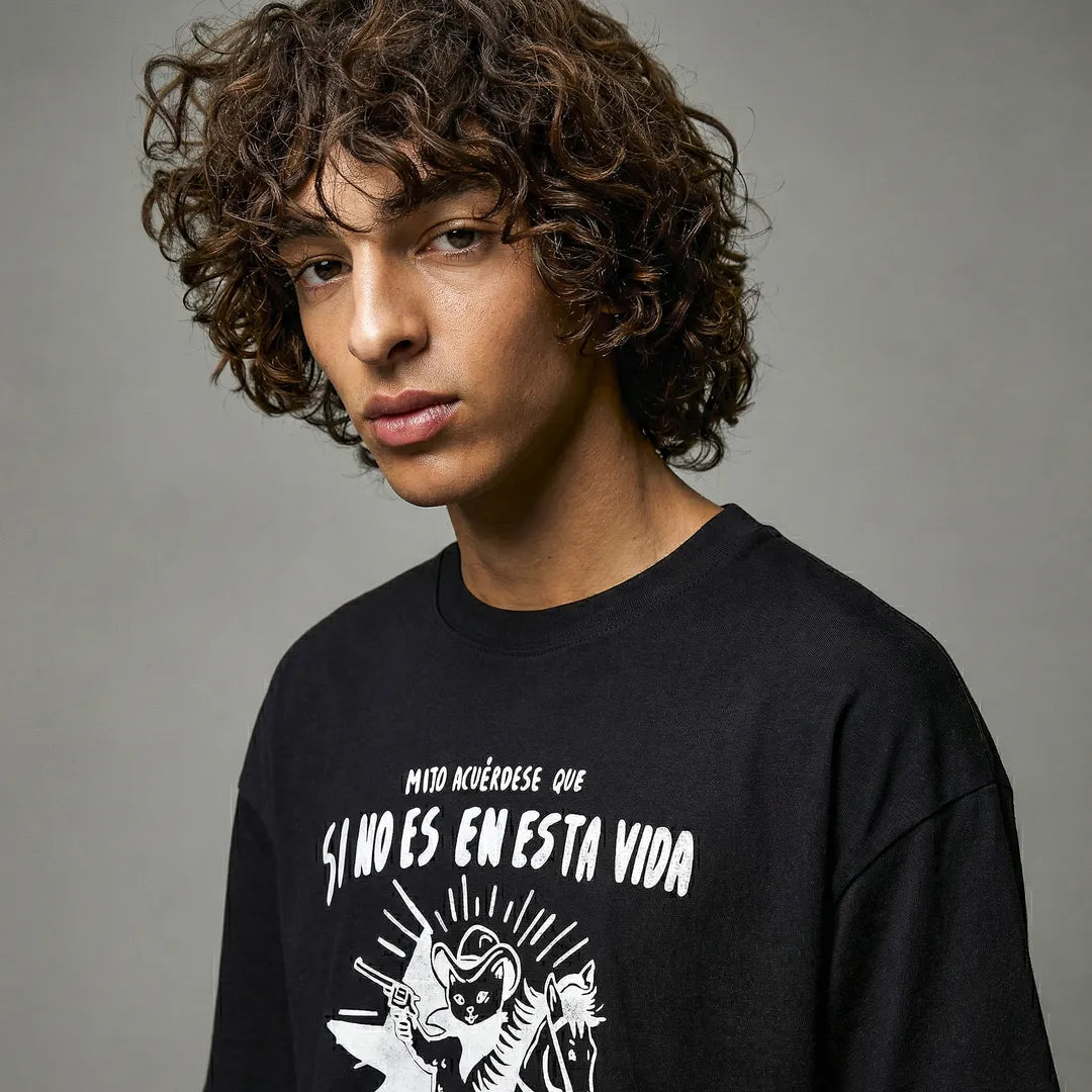 Camiseta Oversized Mijo, Acuérdese de Morir Masculina Preto