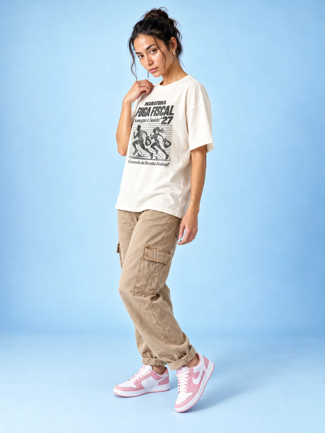Camiseta Oversized Maratona Fuga Fiscal Feminina Off-White