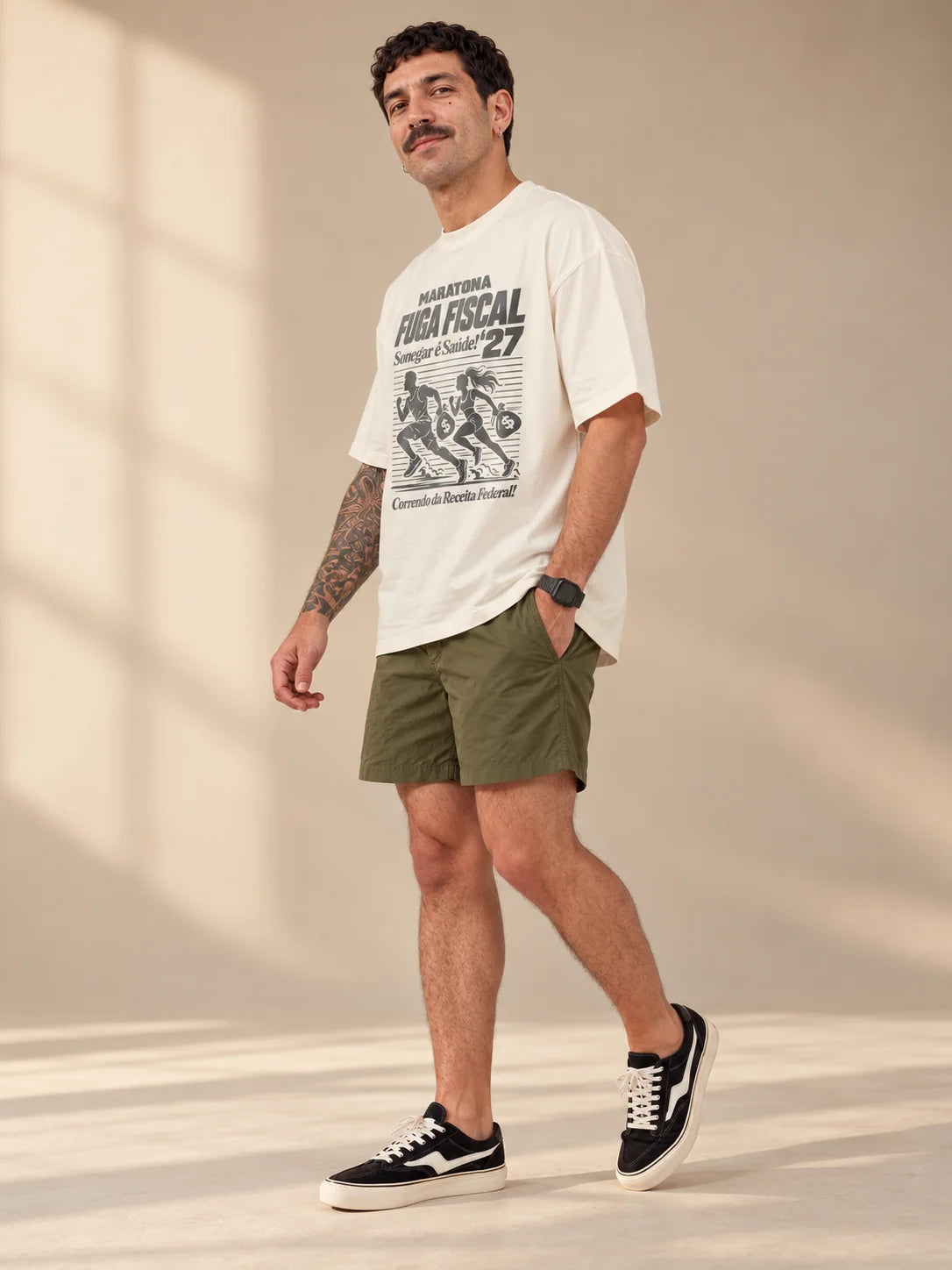 Camiseta Oversized Maratona Fuga Fiscal Masculina Off-White