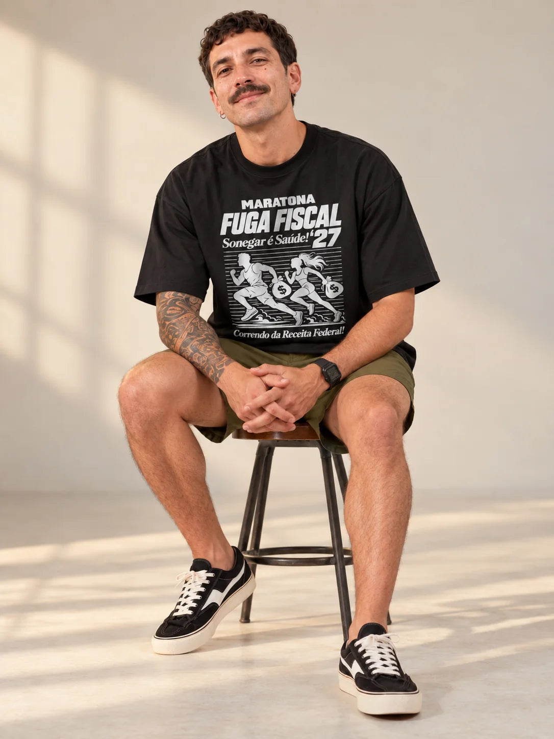 Camiseta Oversized Maratona Fuga Fiscal Masculina Preto