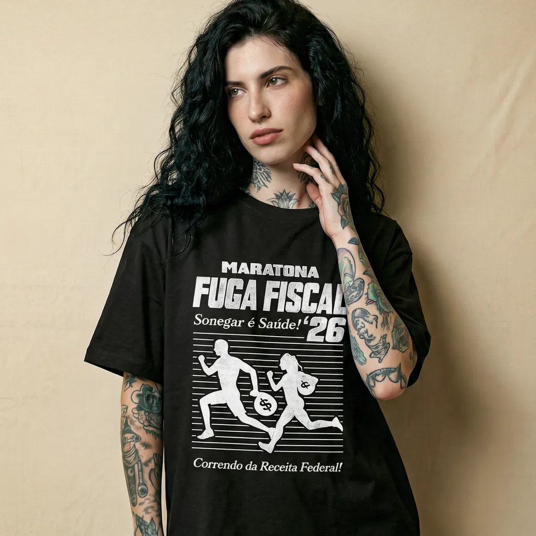 Camiseta Oversized Maratona Fuga Fiscal Feminina Preto