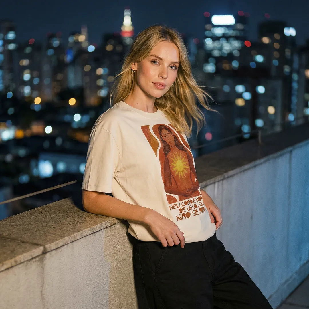 Camiseta Oversized Meu Corpo é Morada de Um Sol Feminina Off-White 02