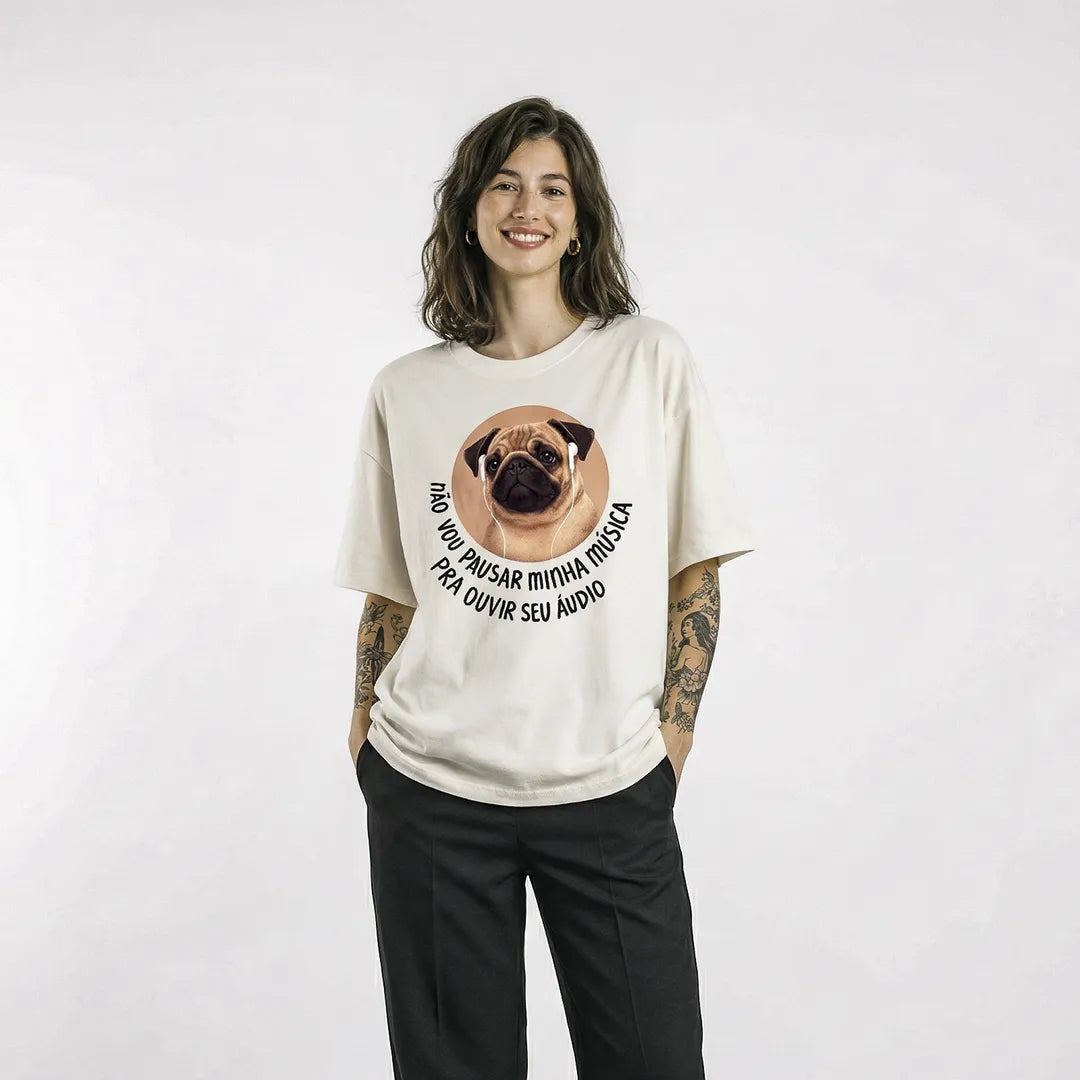 Camiseta Oversized Não Vou Parar Meu Áudio Feminina Off-White
