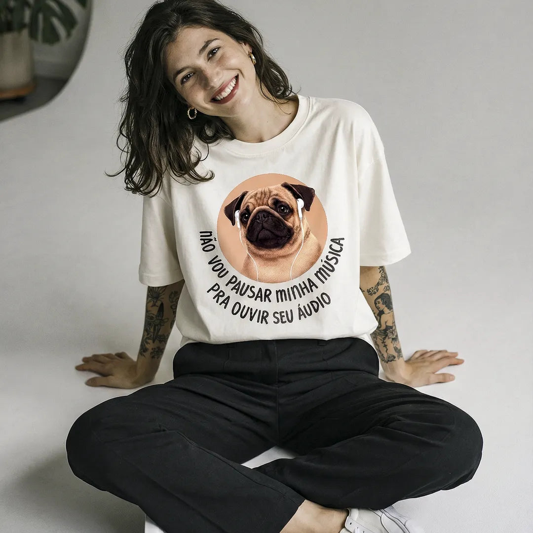 Camiseta Oversized Não Vou Parar Meu Áudio Feminina Off-White