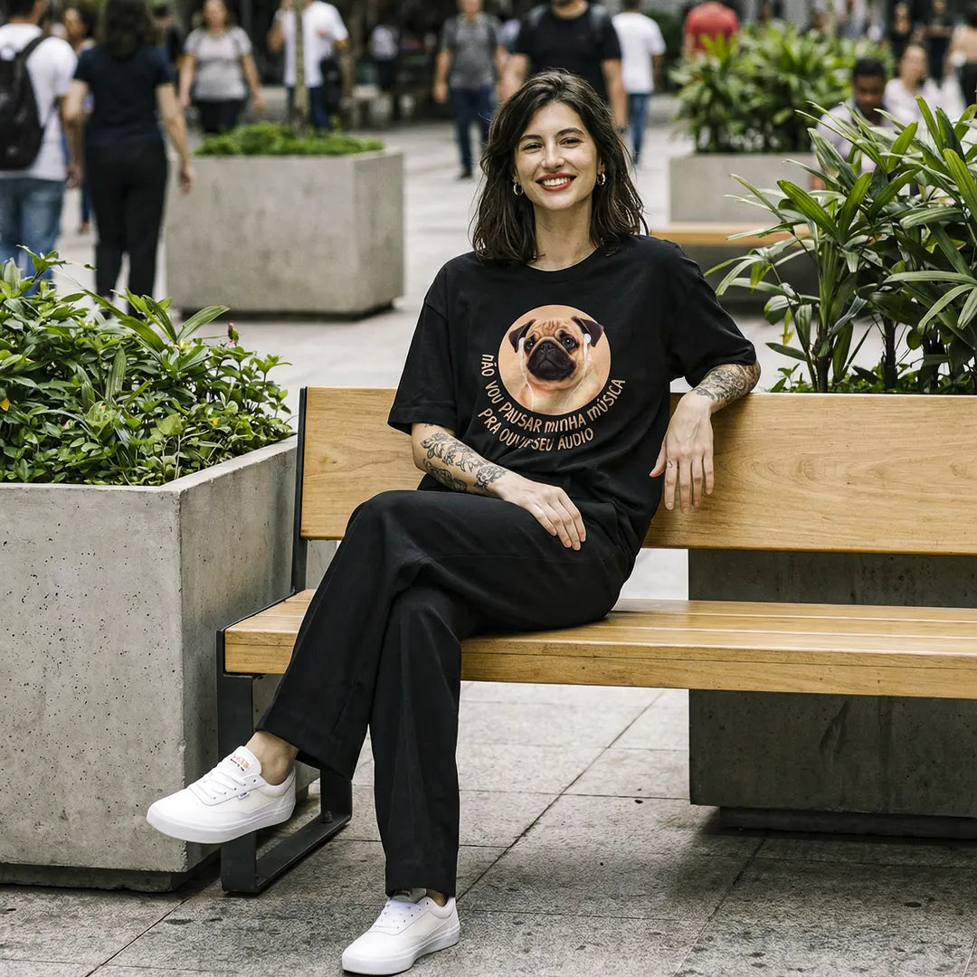 Camiseta Oversized Não Vou Parar Meu Áudio Feminina Preto