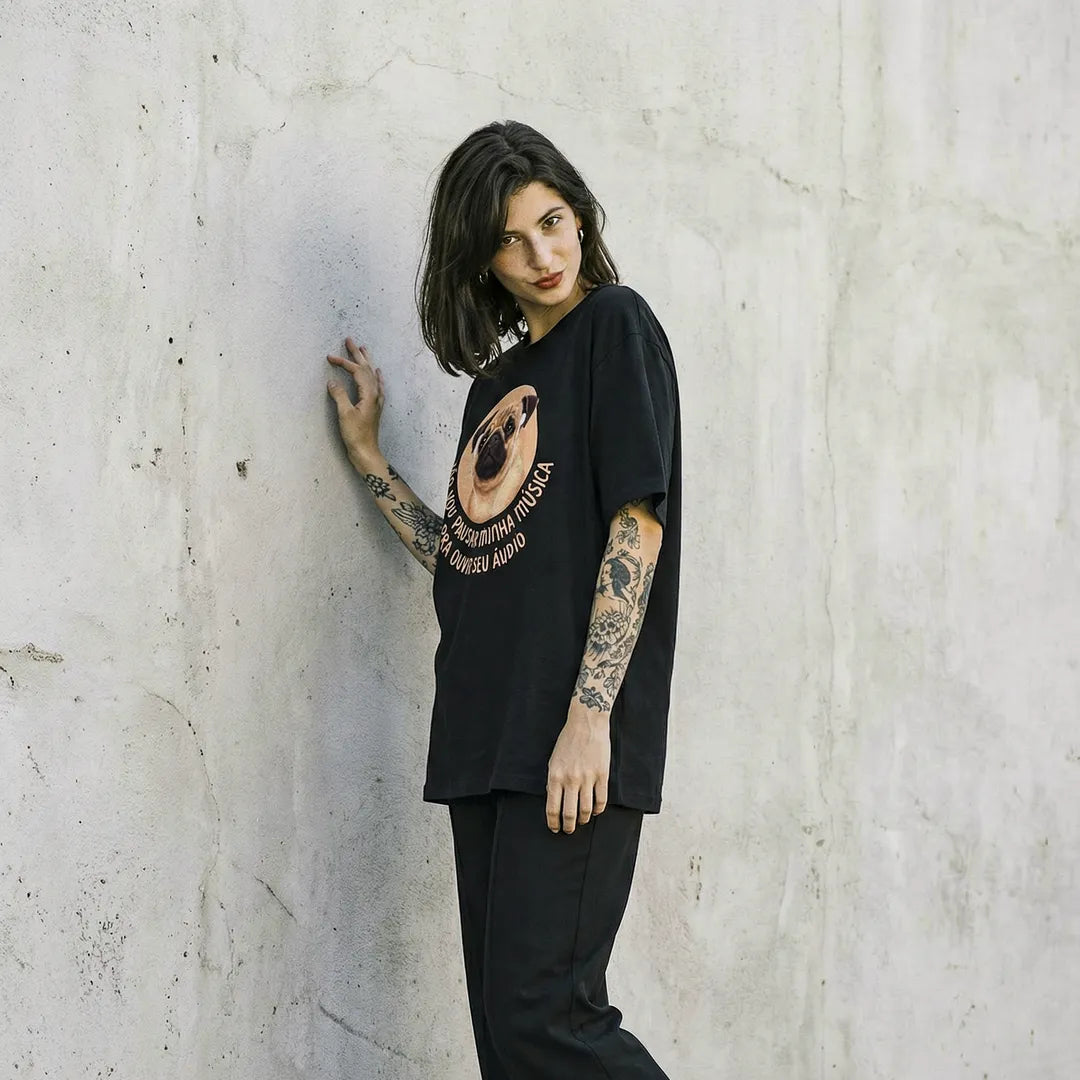 Camiseta Oversized Não Vou Parar Meu Áudio Feminina Preto